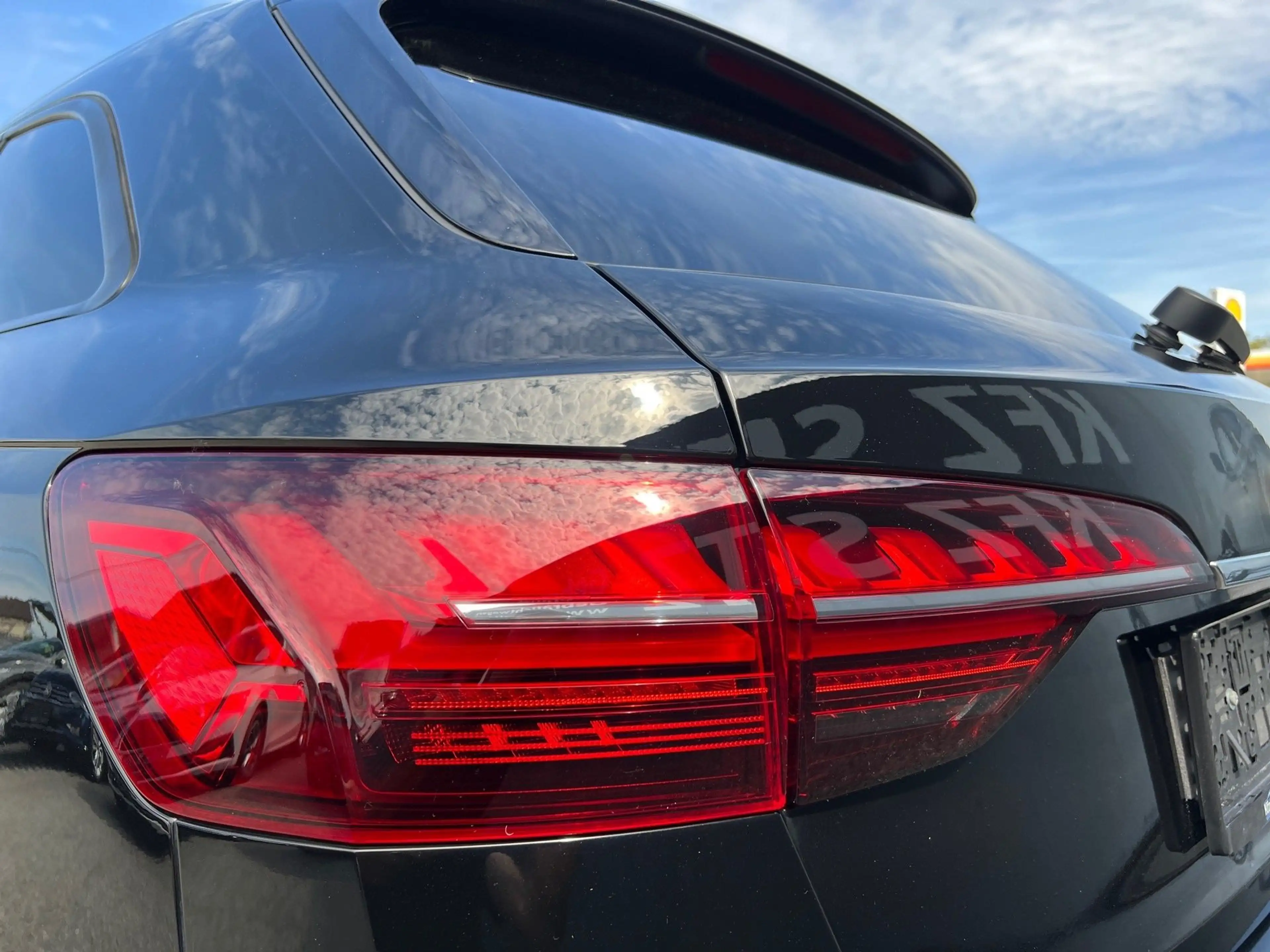 Audi A4 Avant 35 TDI advanced S-tronic | NP: €63.400 — photo 40