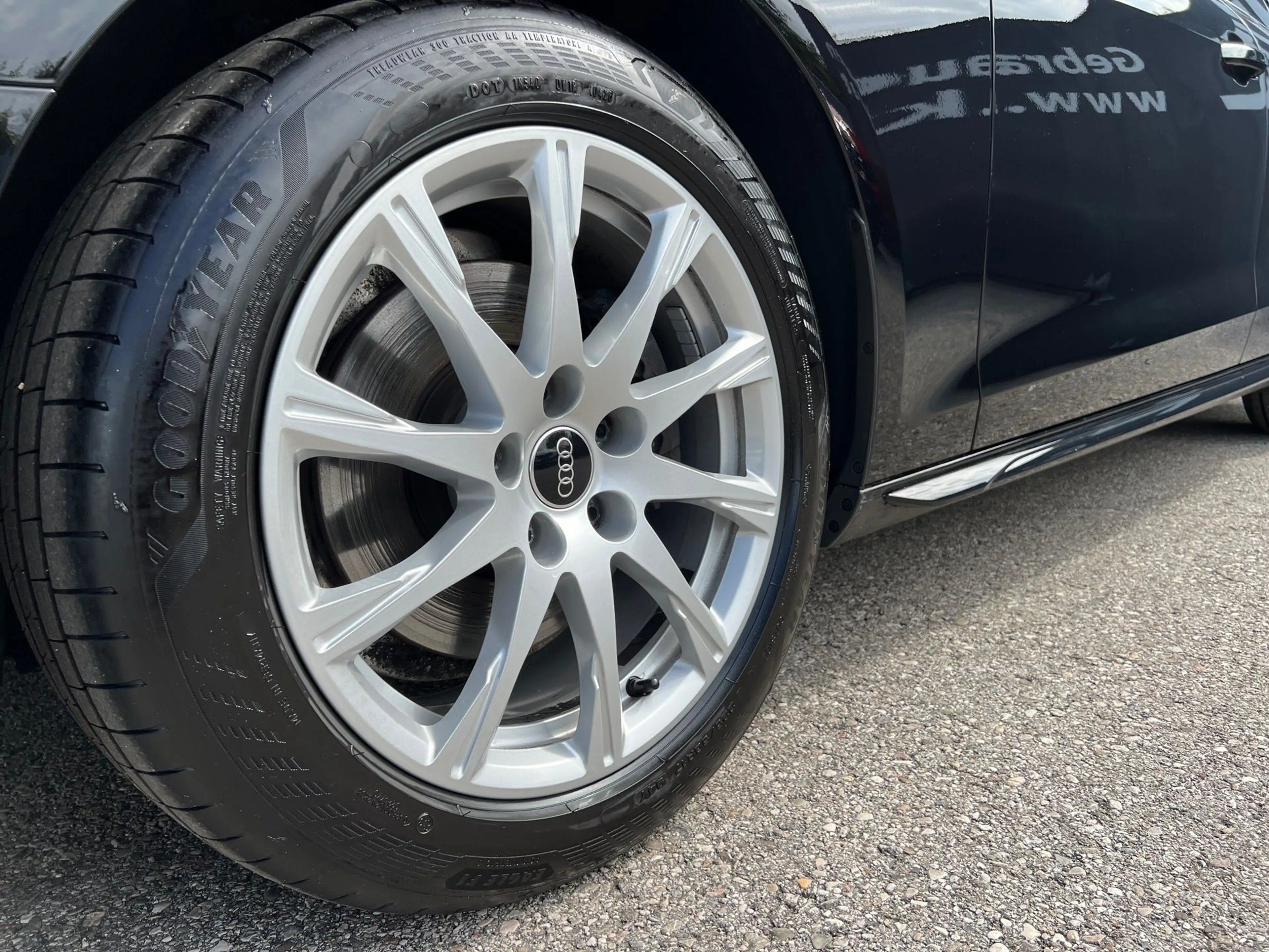 Audi A4 Avant 35 TDI advanced S-tronic | NP: €63.400 — photo 38