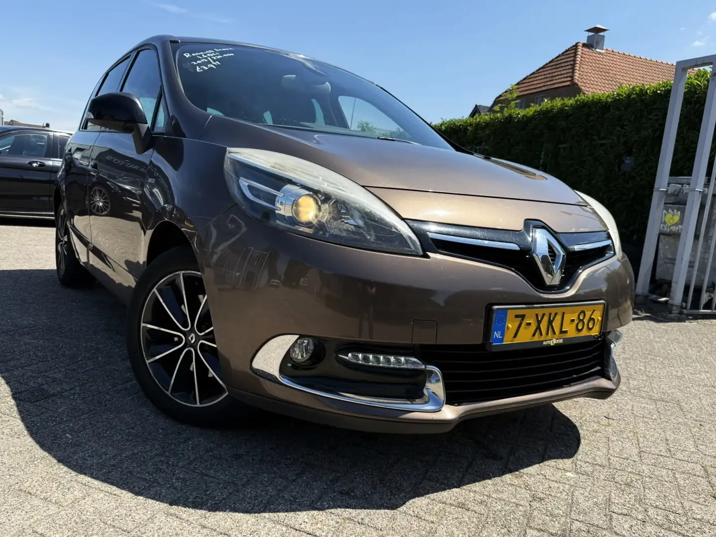Renault Scenic 1.6 DCI BOSE NAVI/LEER/PDC/CLIMATE/TREKHAAK Bruin - 2