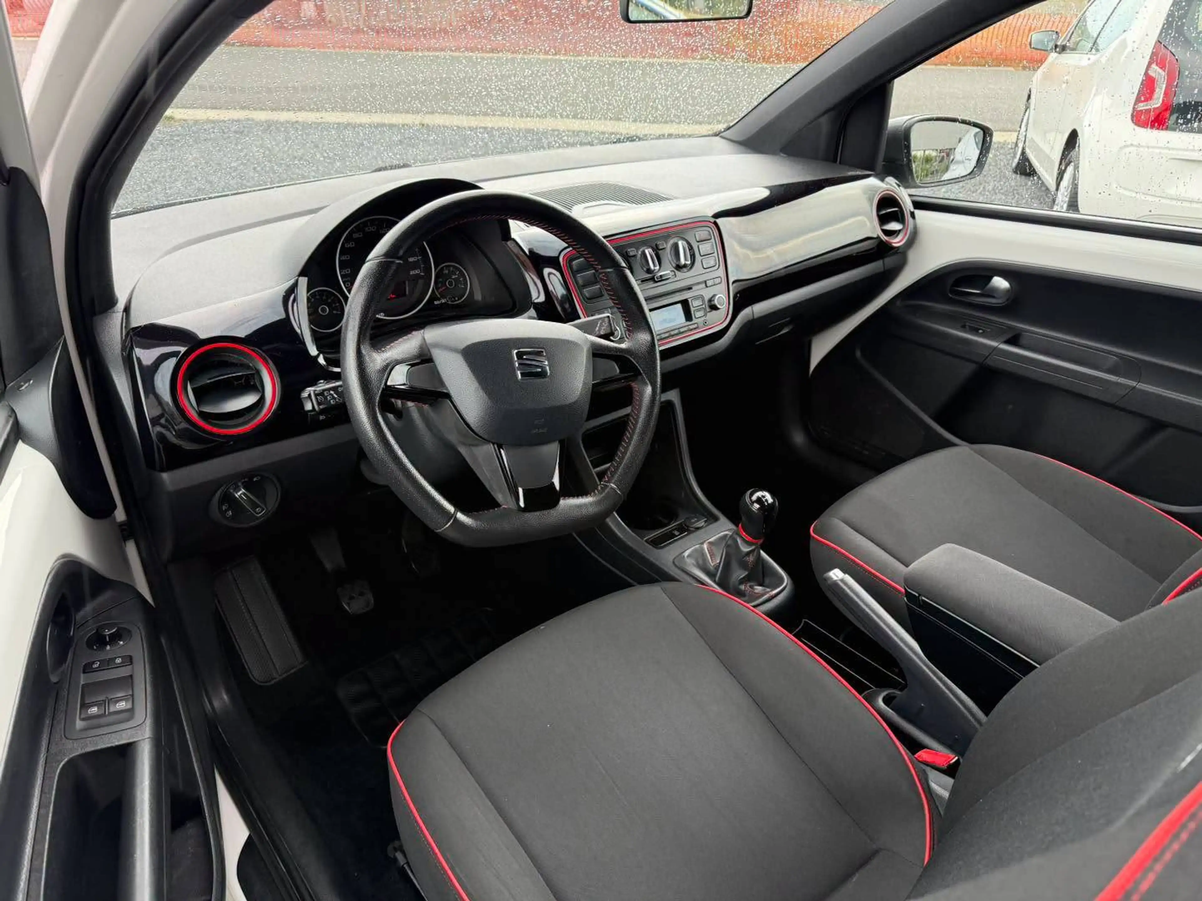 SEAT Mii Mii 1.0i Sport — photo 8