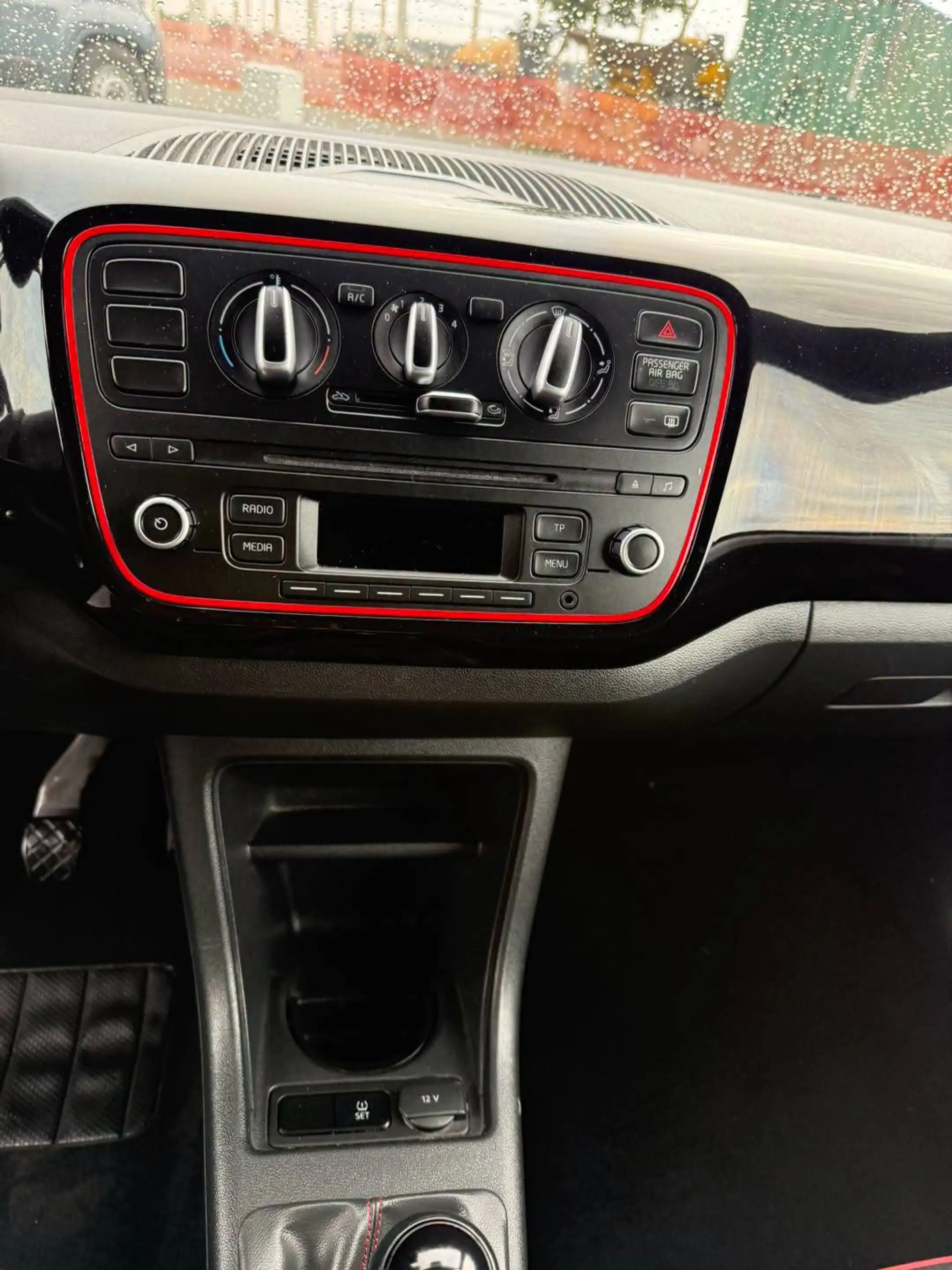 SEAT Mii Mii 1.0i Sport — photo 13