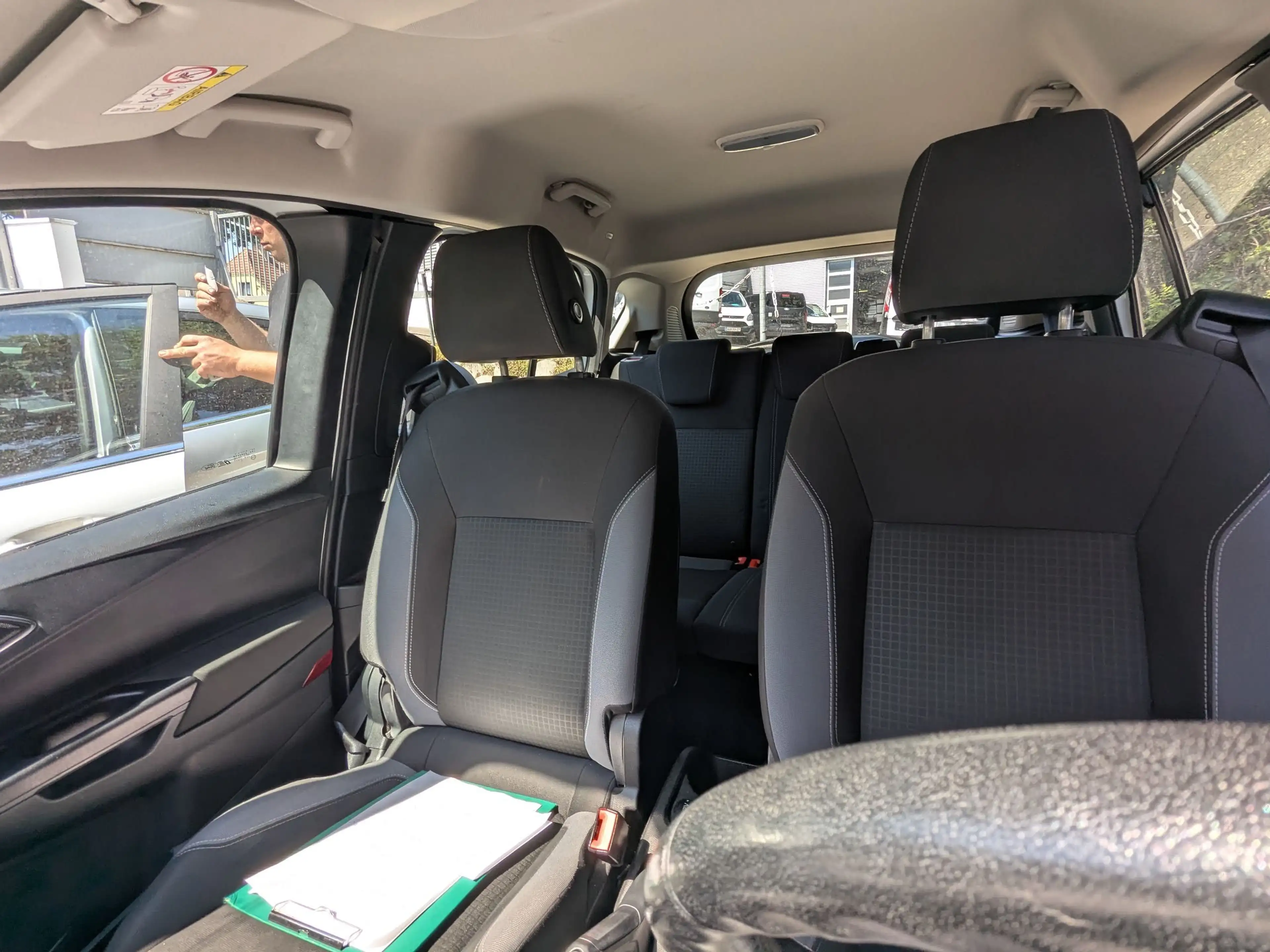 Ford B-Max Sync Edition — photo 12