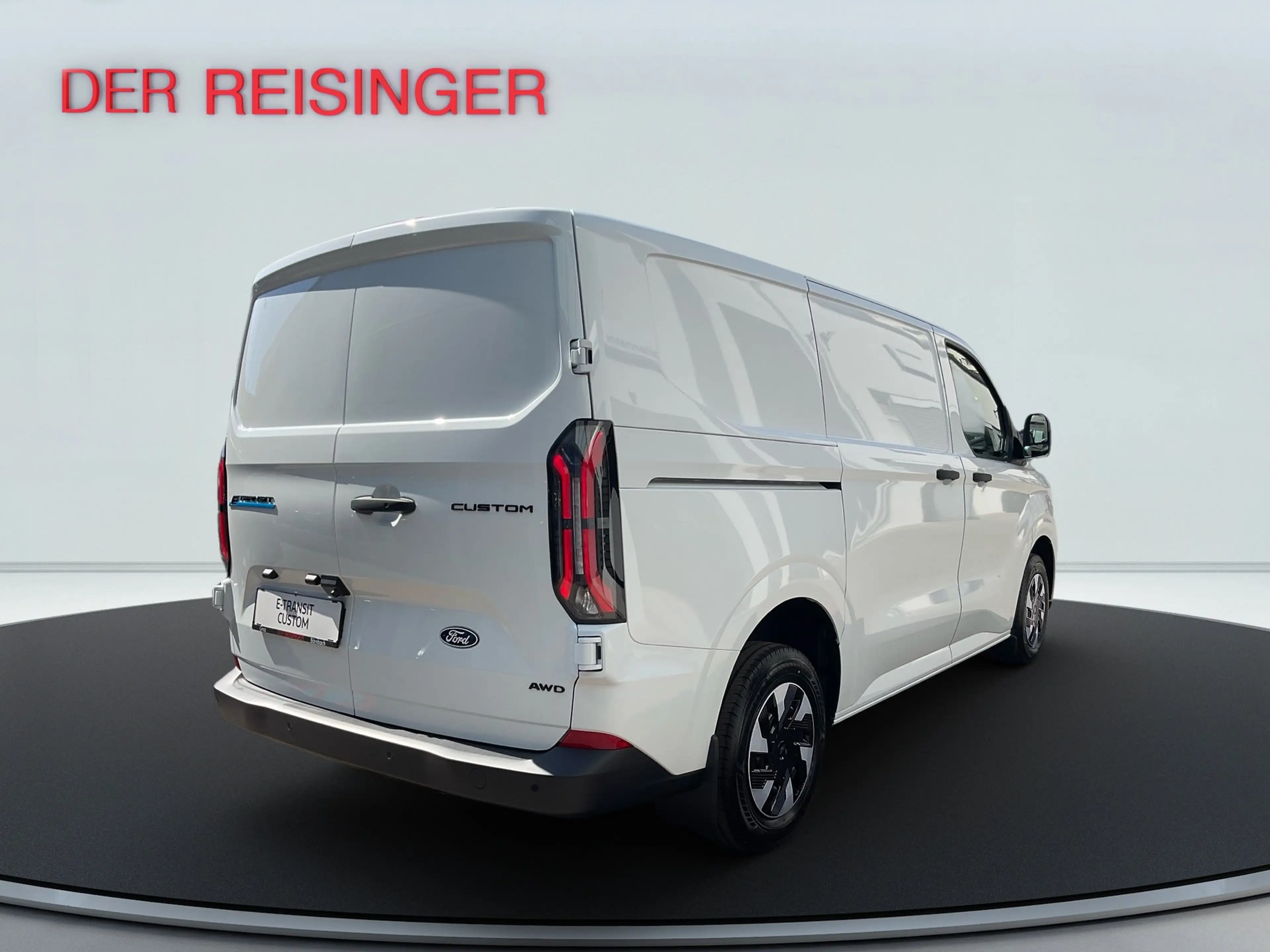 Ford Transit Custom Kasten 320 L1 AWD TREND — photo 5