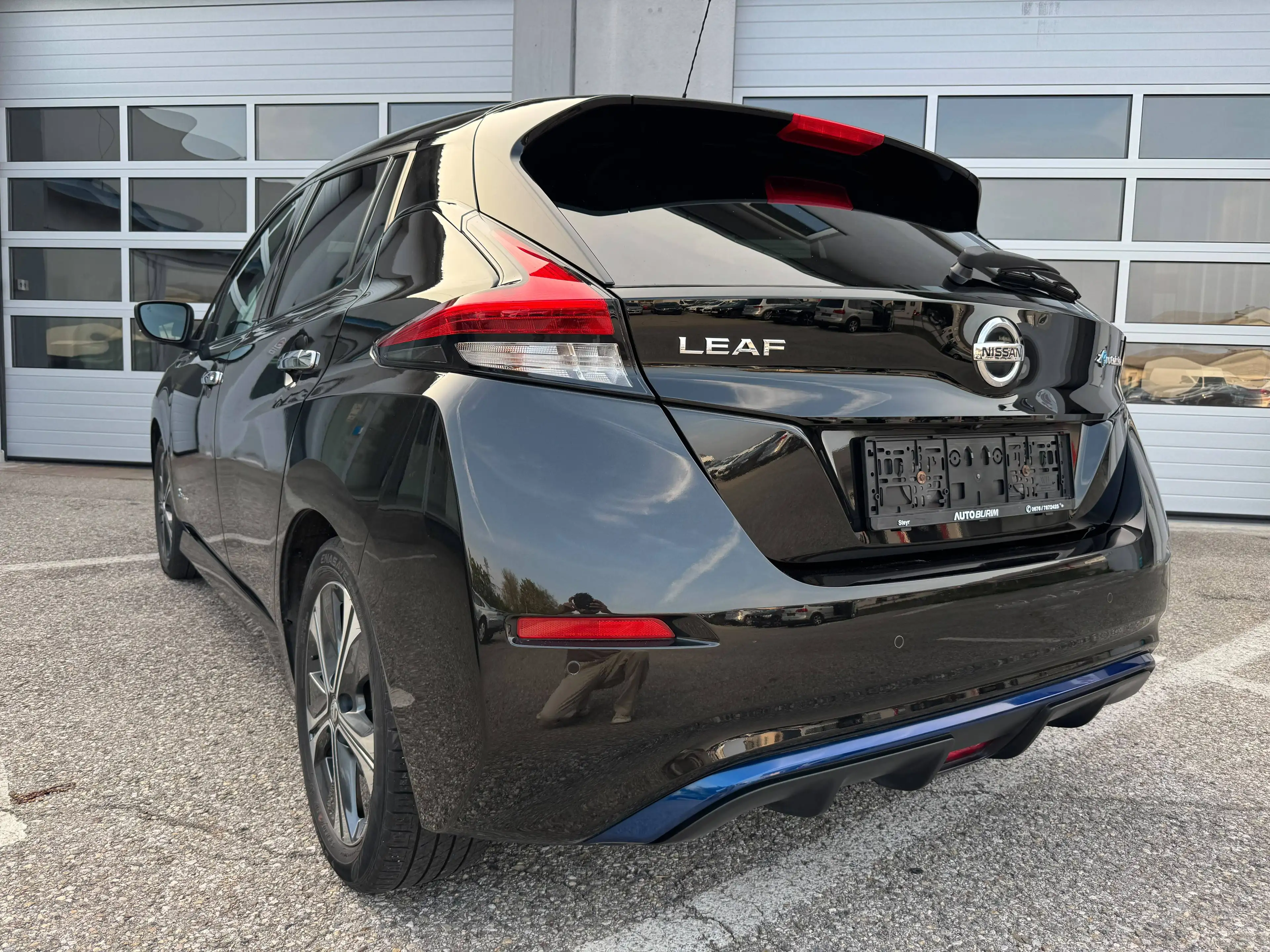 Nissan Leaf N-Connecta 40kw — photo 3