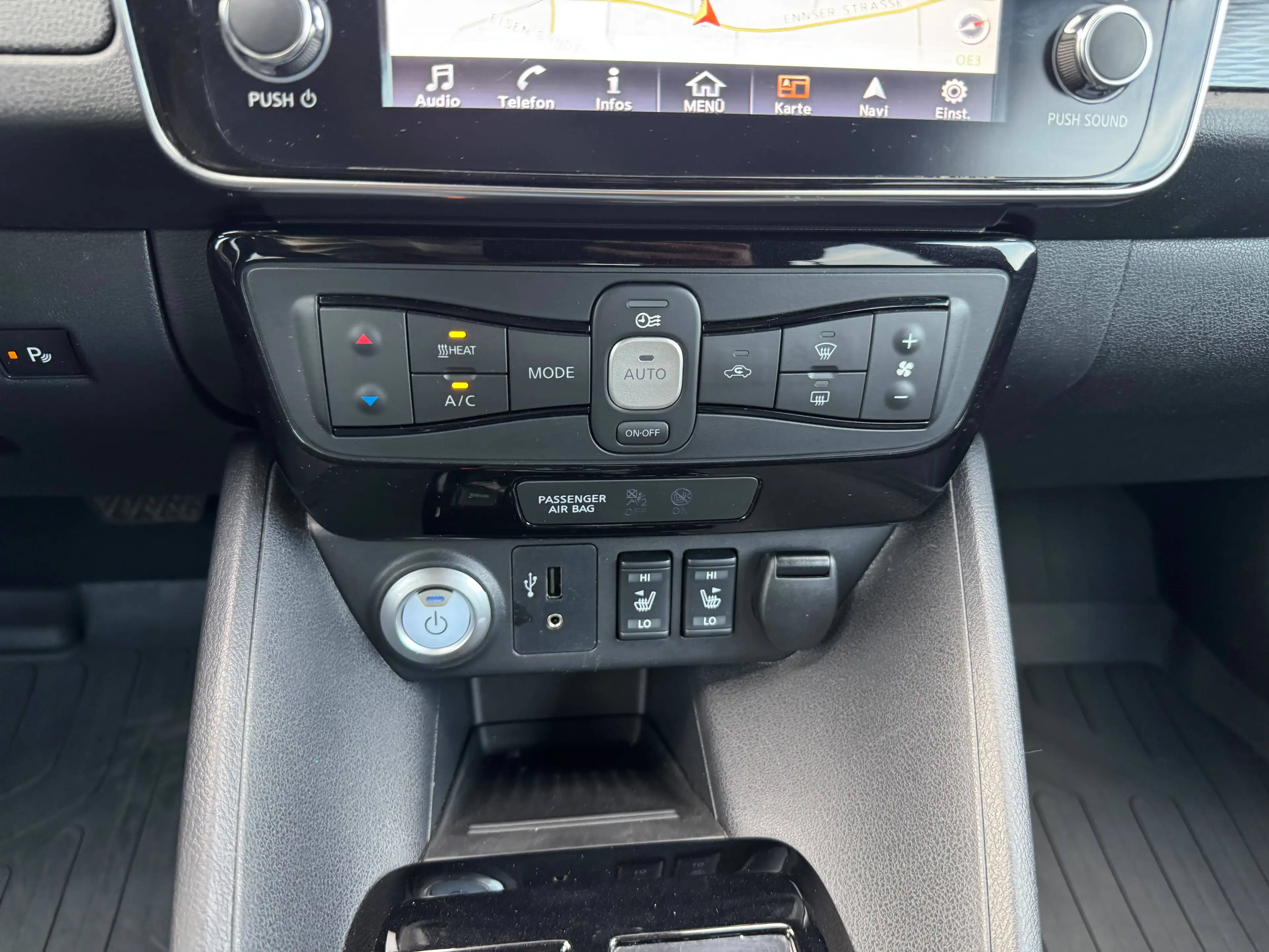 Nissan Leaf N-Connecta 40kw — photo 8