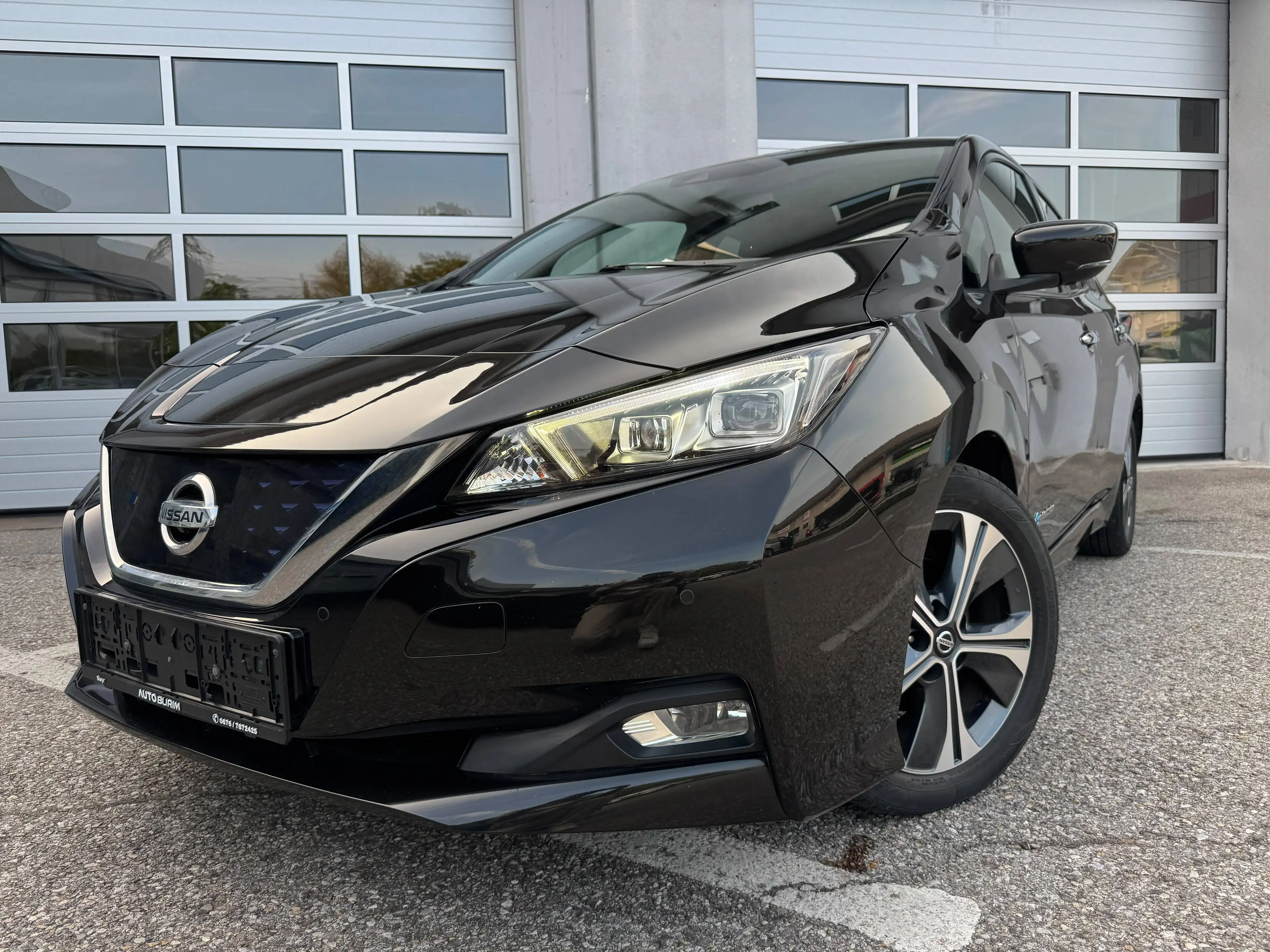 Nissan Leaf N-Connecta 40kw