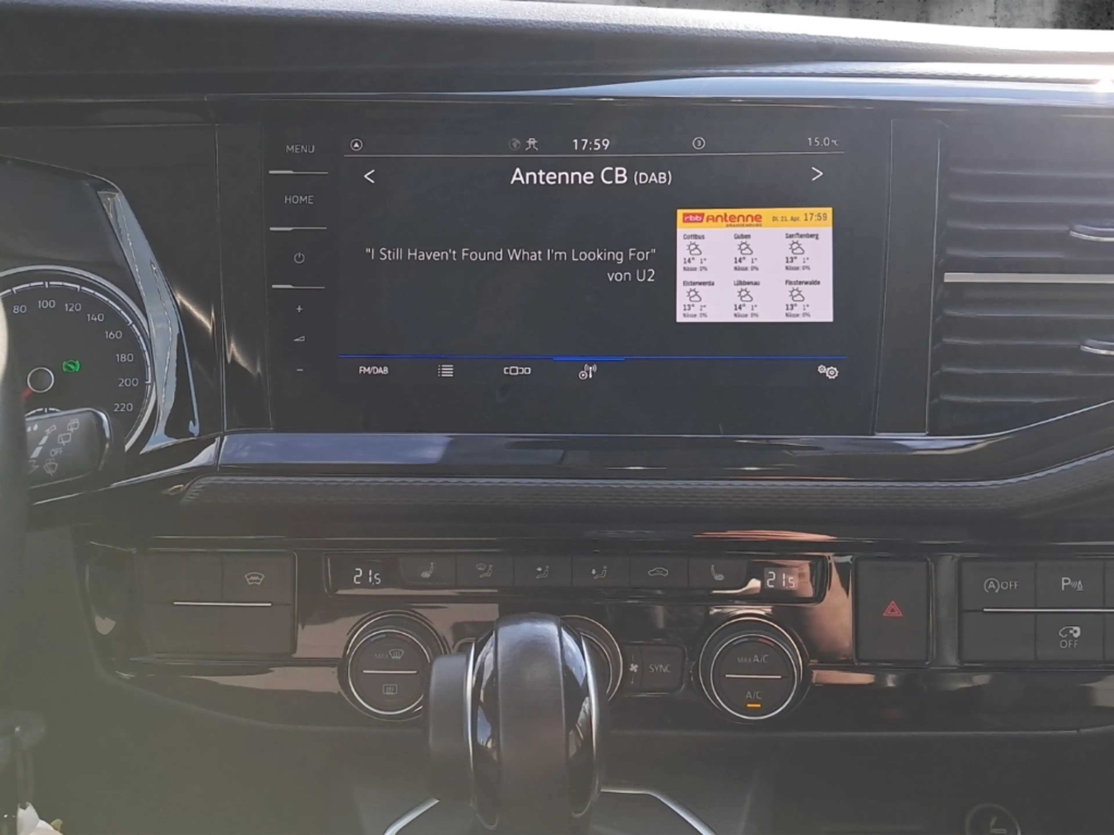 Volkswagen T6.1 Multivan Generation Six 4MOTION StandHZG AHK-abnehmbar Navi — photo 14