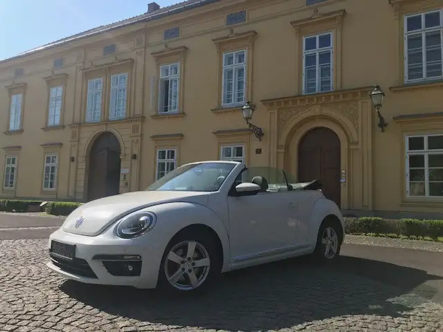 Volkswagen Beetle Cabrio 2,0 TSI Sport DSG *TOP SONDERAUSSTATTUNG...