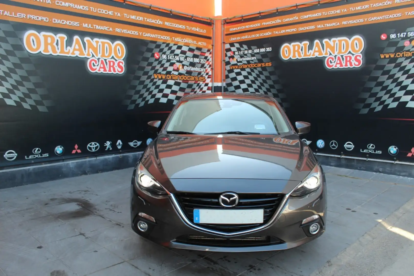 Mazda 3 2.2 Style Gris - 2