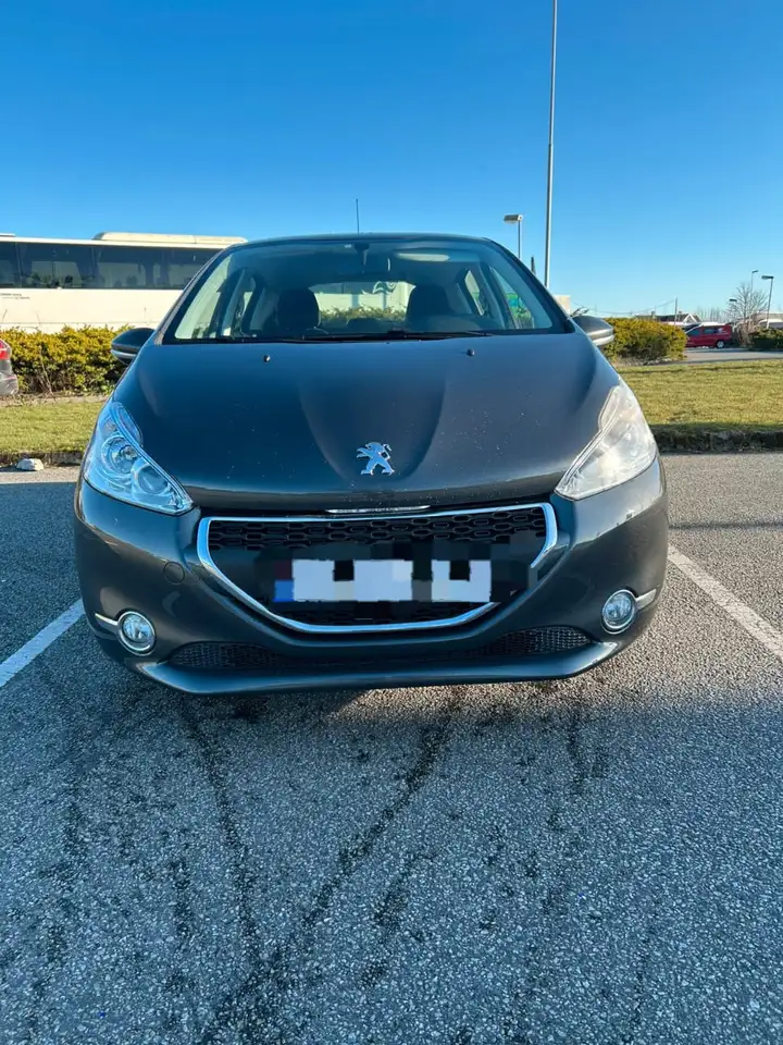 Peugeot 208 AFFAIRE 1.0 VTI 68 BVM5 PACK CD CLIM