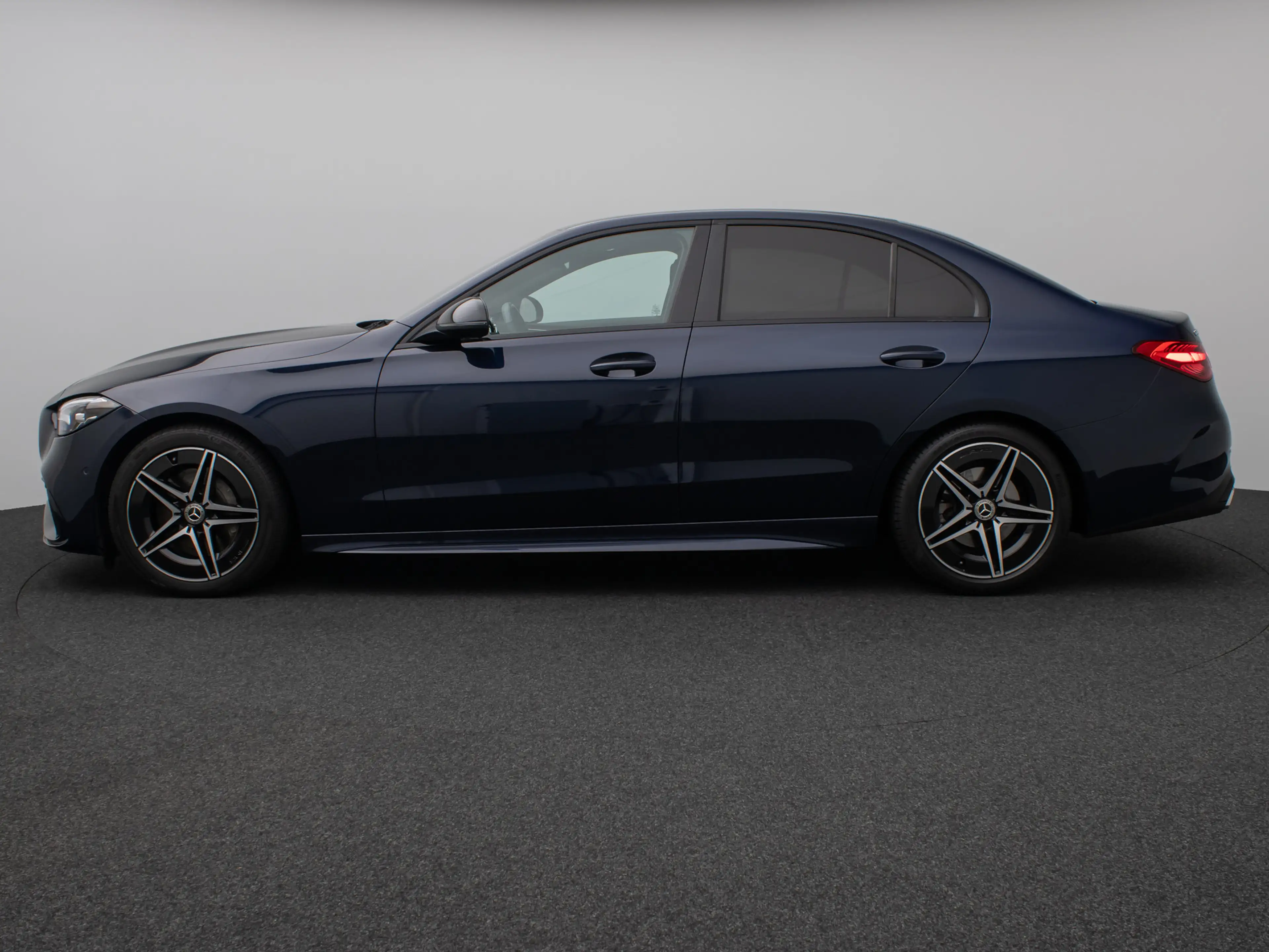 Mercedes-Benz C 200 4Matic AMG Burmester Kamera Garantie 12 28 — photo 11