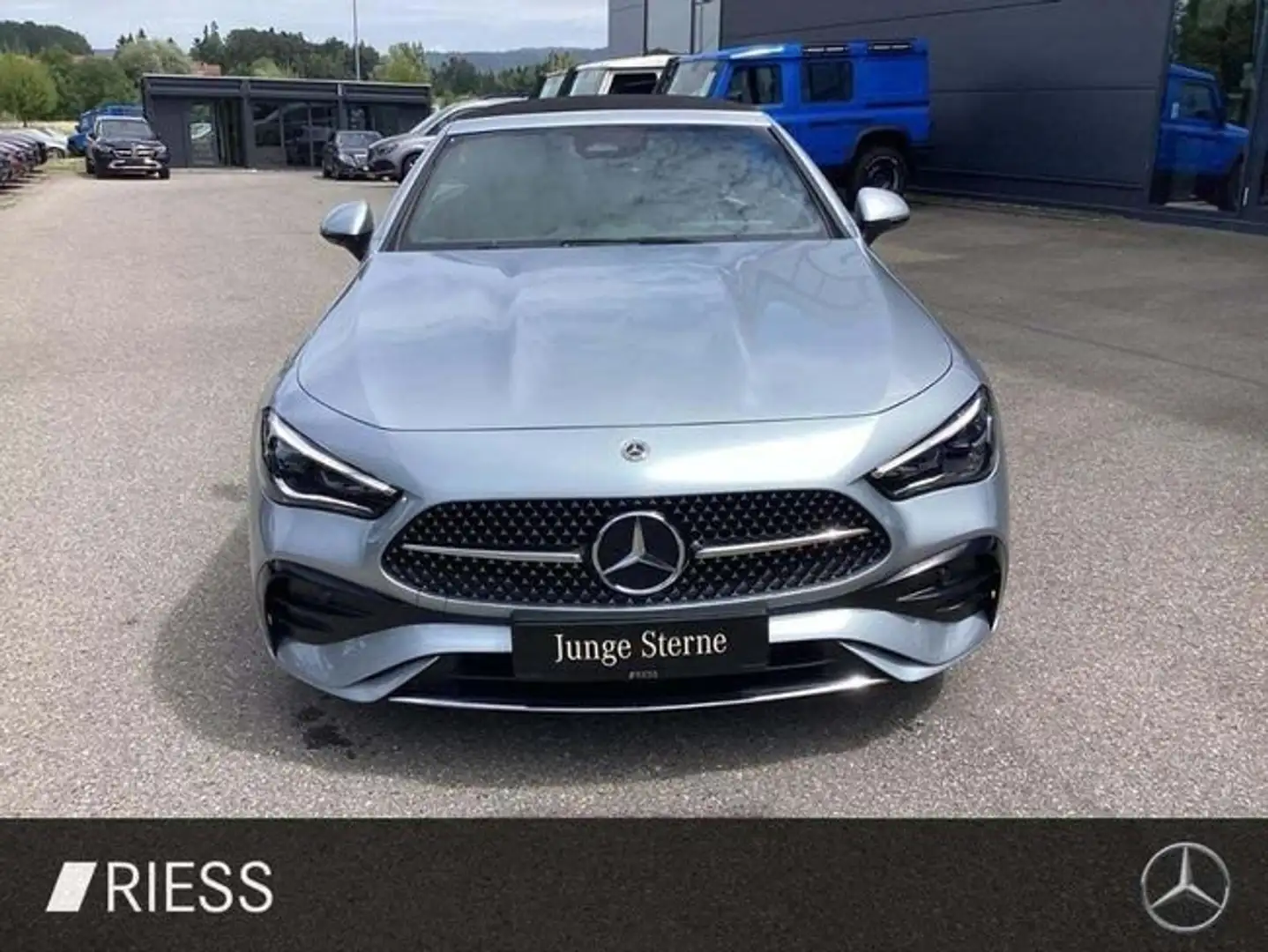 Mercedes-Benz CLE 220 Cabrio 300 4Matic 9G-DCT Plateado - 2