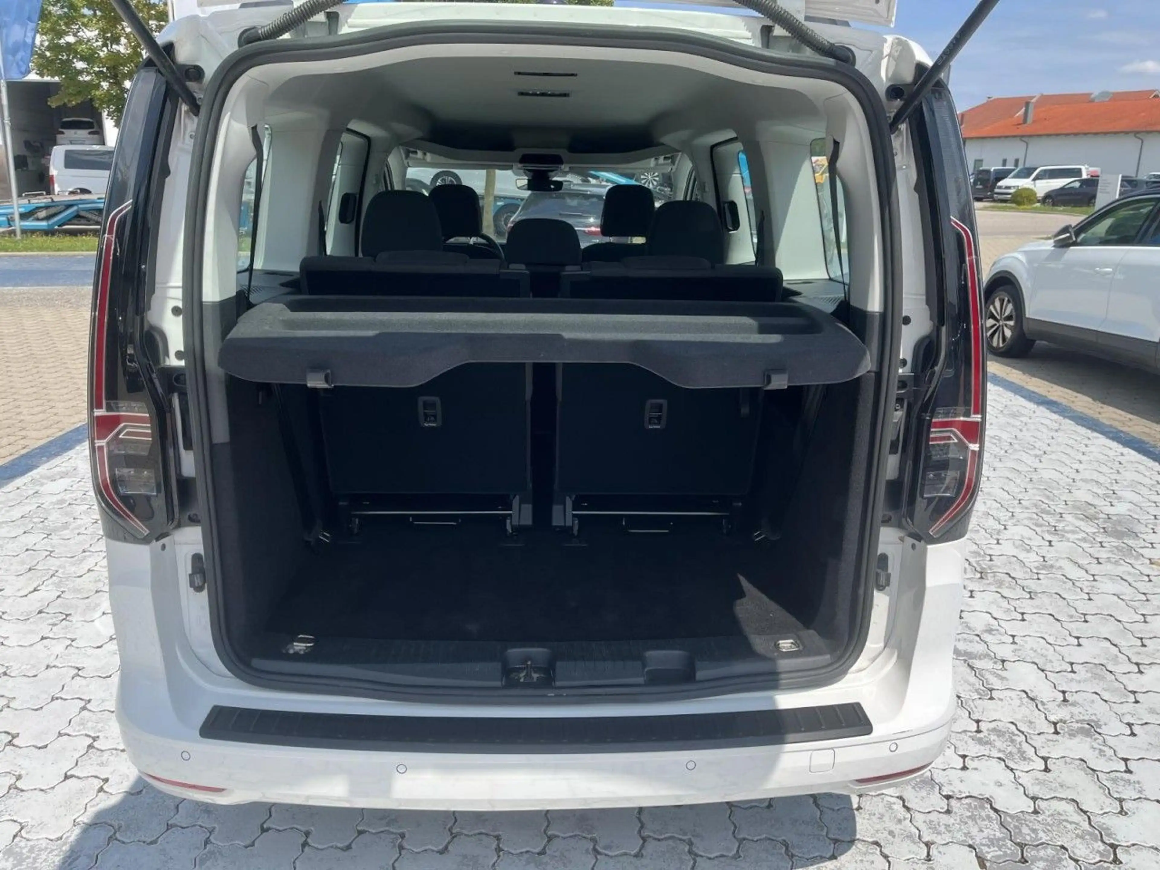 Volkswagen Caddy Life 2,0 TDI 4Motion (LED+Klima+Sitzh — photo 7