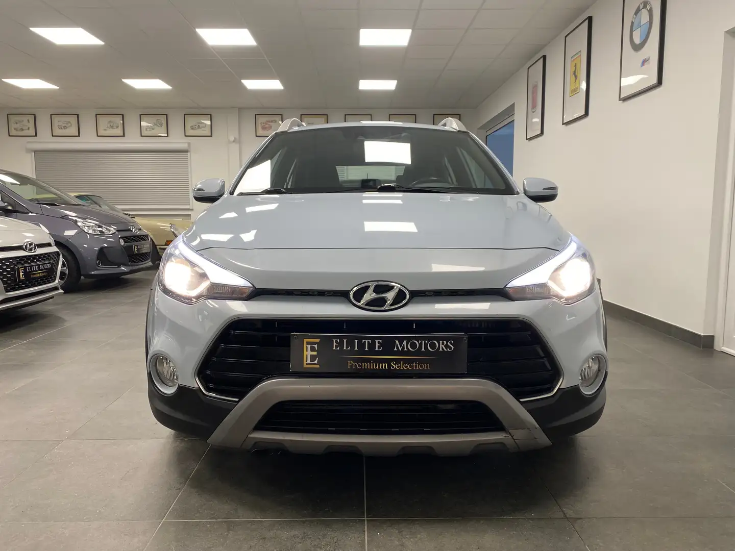 Hyundai i20 i20 1.0 T-GDi ACTIVE 1erMAIN/ CARNET/ AUTO/FULL Bleu - 2