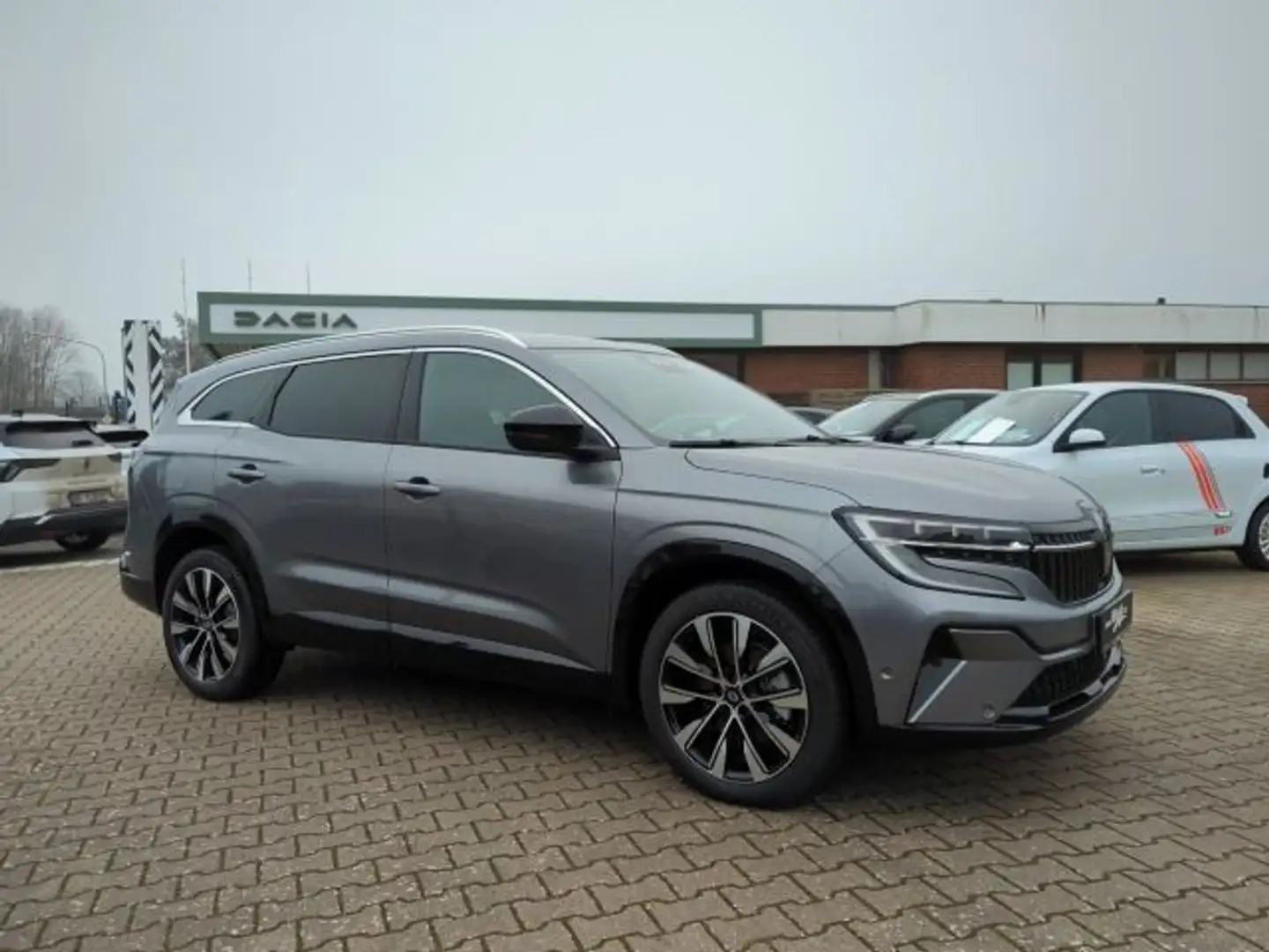 Renault Espace VI 1.2 E-TECH Hybrid 200 Techno 7sz Gris - 2