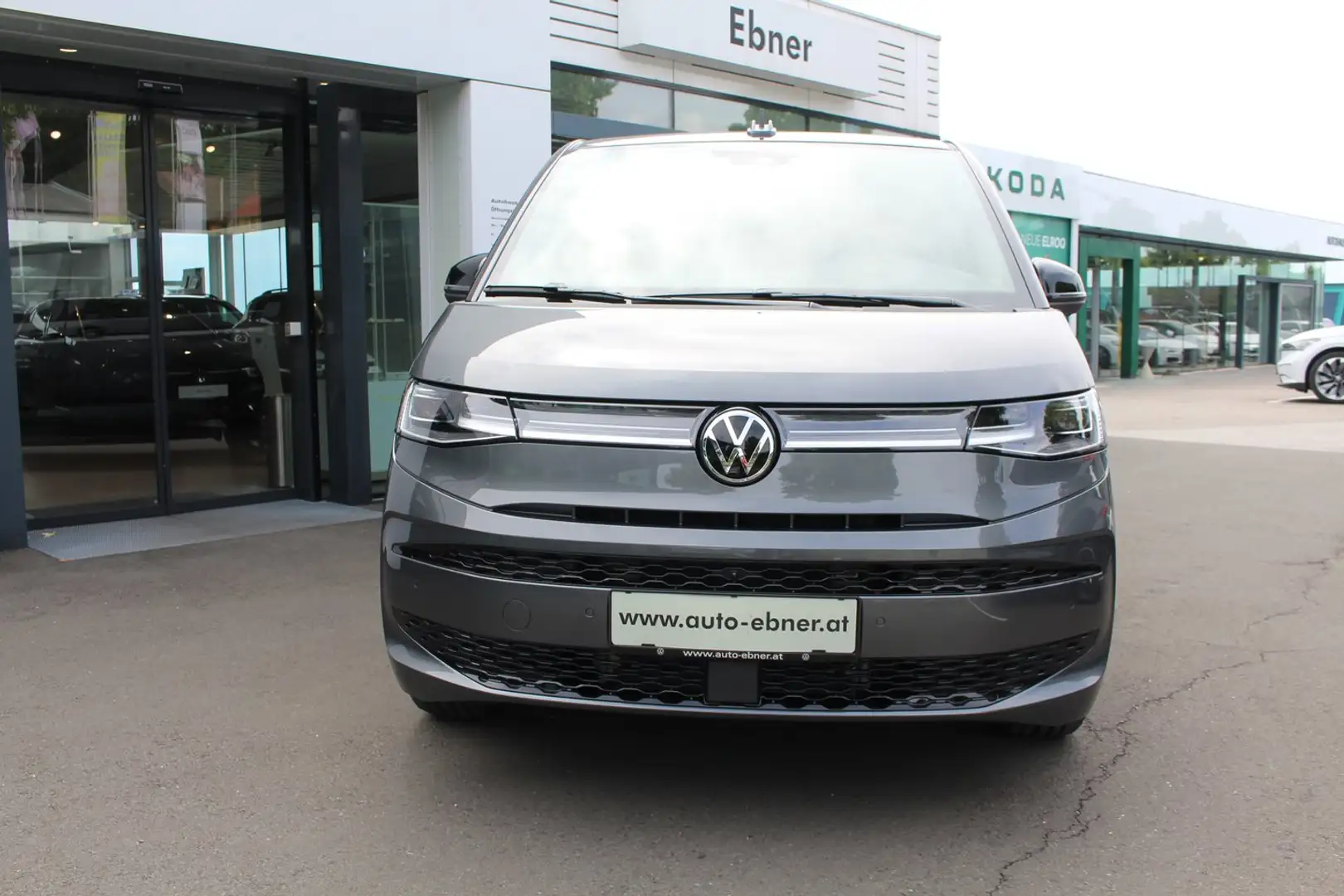Volkswagen T7 Multivan VW T7 Multivan Edition ÜH eHybrid 180 kW 4M Grau - 2
