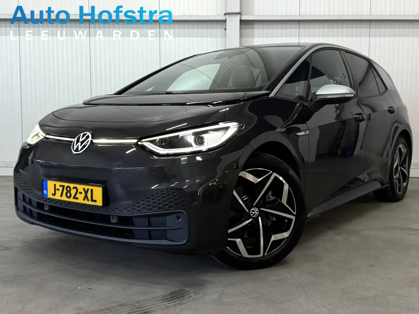 Volkswagen ID.3 First Plus 58 kWh KEY-LESS CAMERA 2X-PDC 19-LMV Grijs - 1