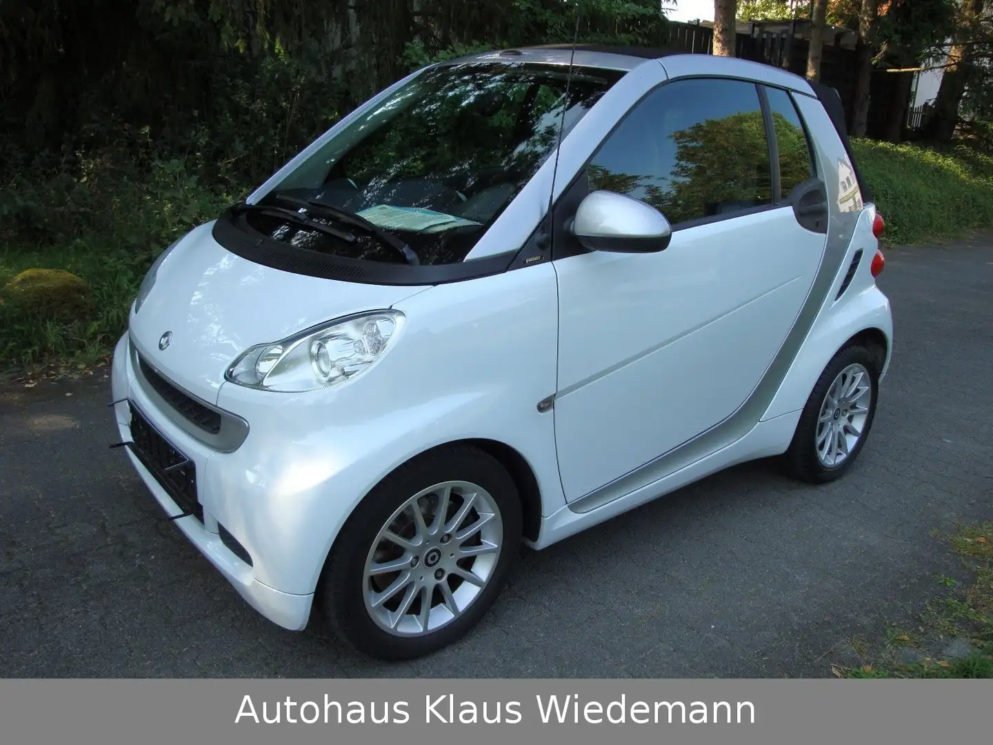 smart forTwo Cabrio 1.0 mhd - 3.Hd./orig. 53 TKM Blanc - 1
