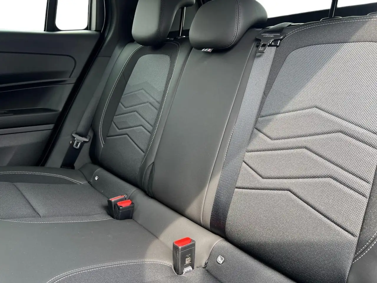 Jeep Avenger 1.2 Turbo Altitude, миниатюра 15