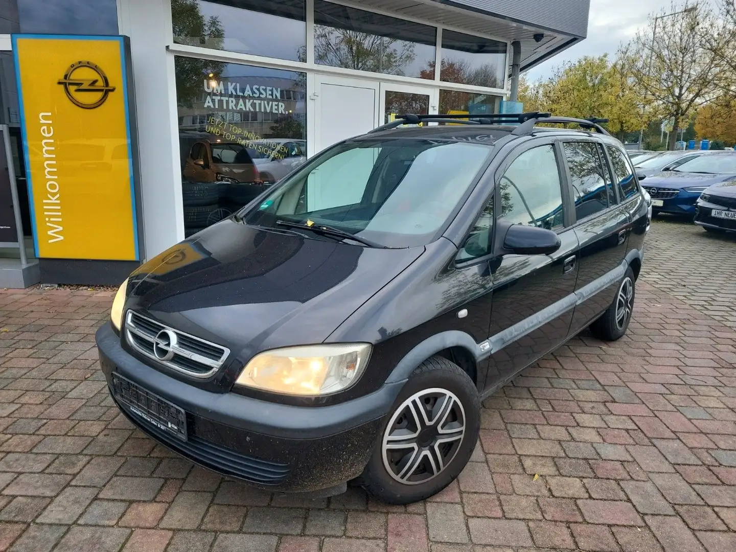 Opel Zafira A 1.6 16V Elegance 7-Sitzer aus 2-Hand Nero - 1
