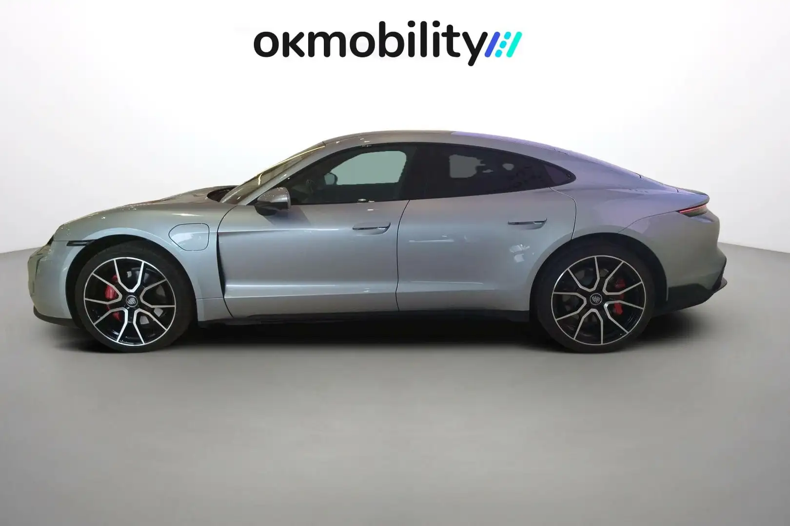 Porsche Taycan 4S Plateado - 2