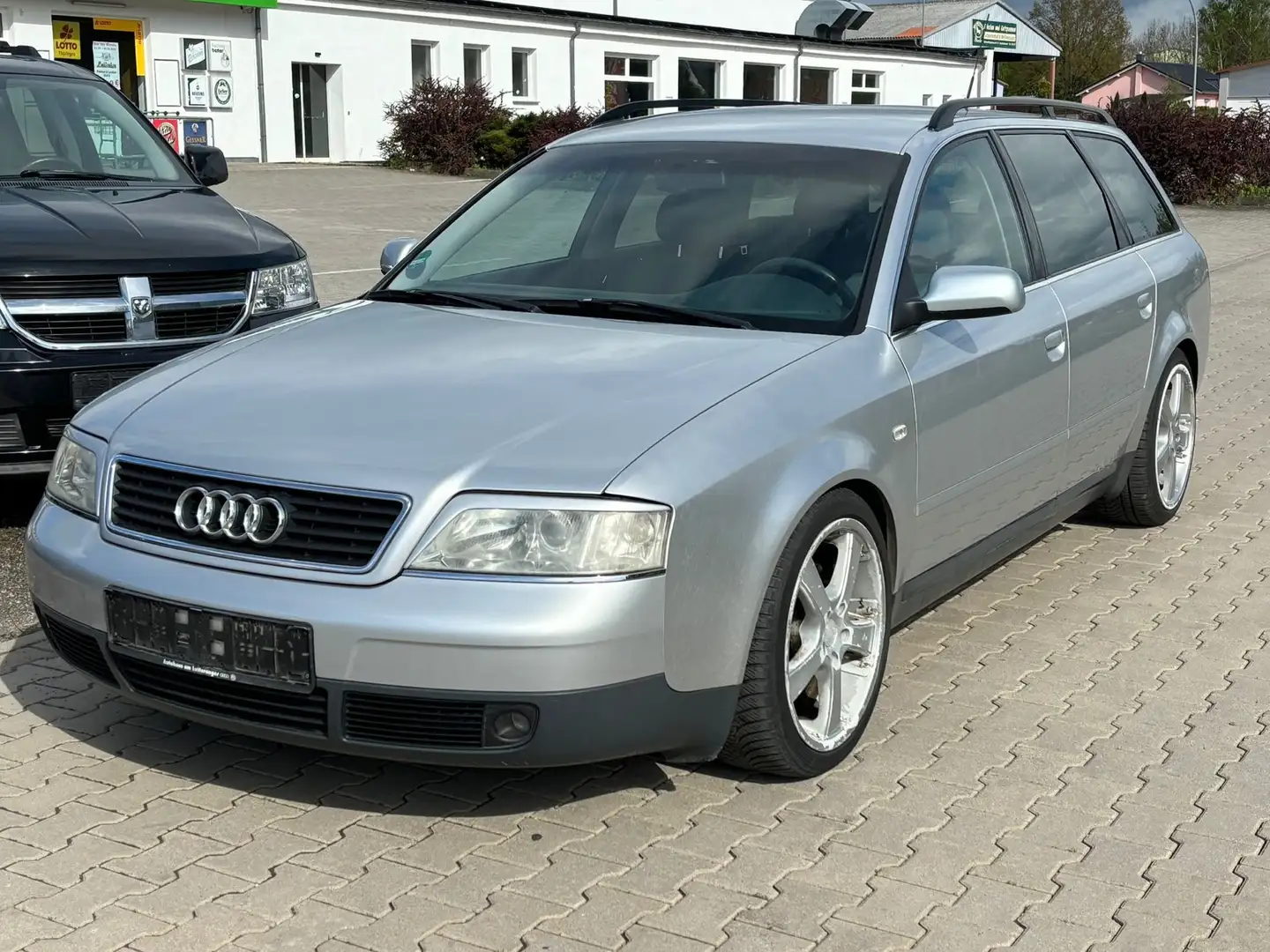 Audi A6 Avant 2.4 quattro Grey - 1