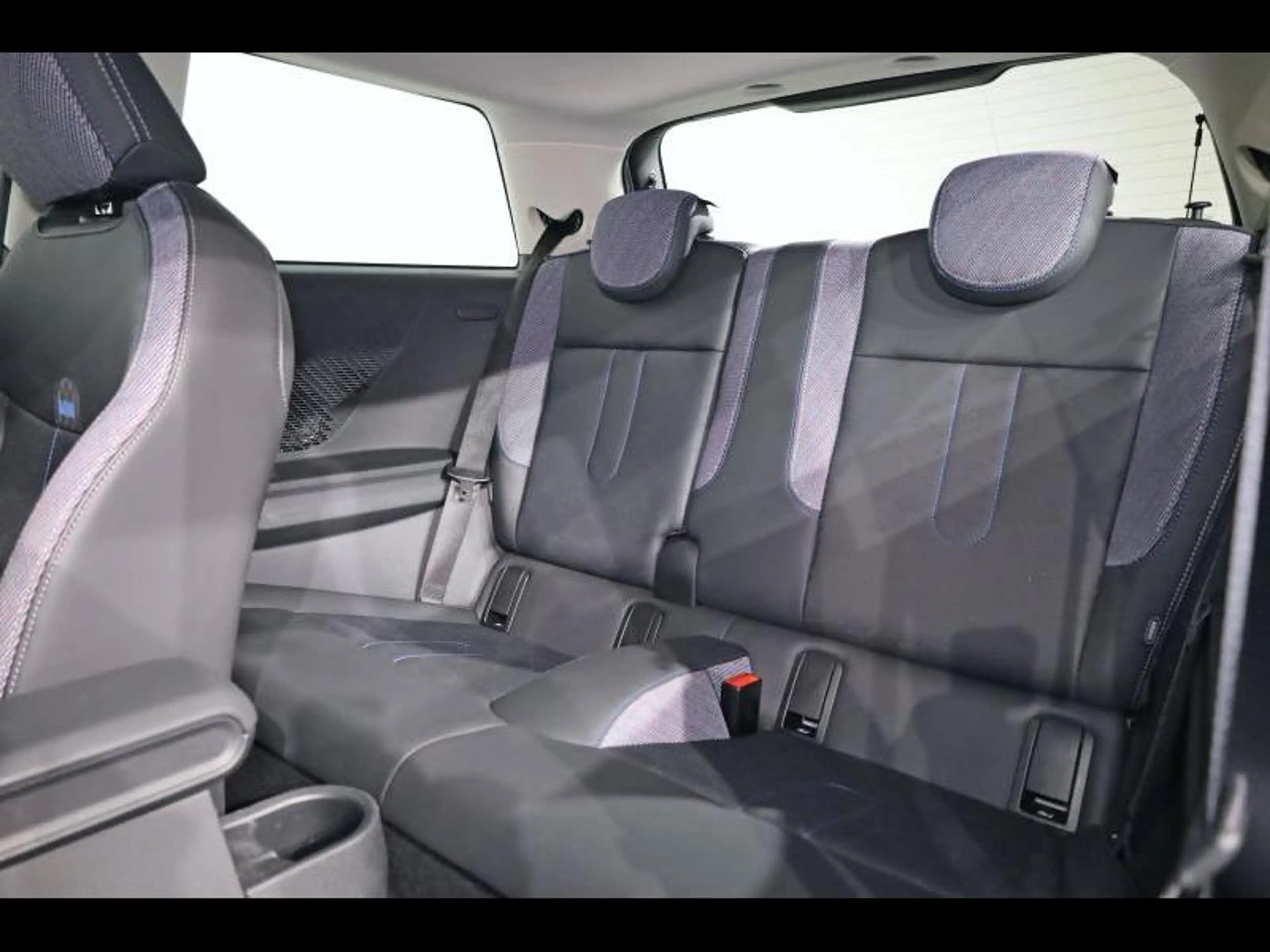 MINI Cooper C — photo 10
