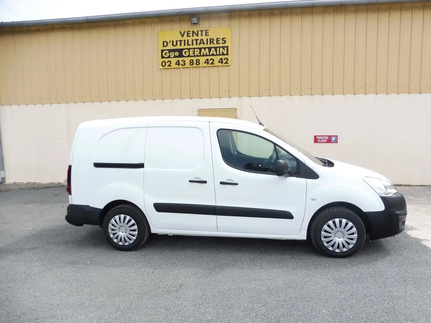 Citroen Berlingo XL 1.6 BLUEHDI 100 S\u0026S BUSINESS Blanc - 2
