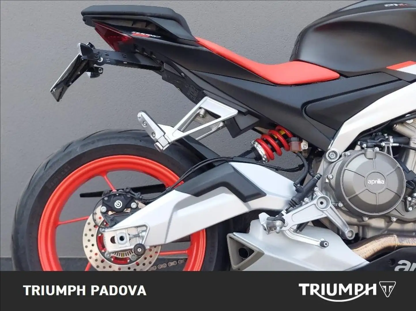 Aprilia Tuono 660 Czarny - 2
