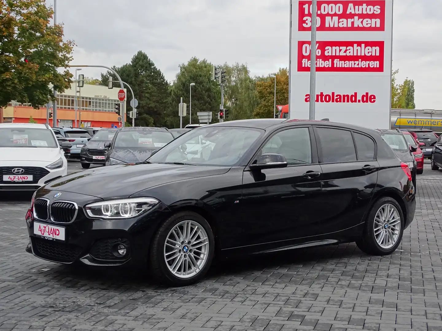 BMW 120 120d M Sport LED Navi Klimaaut. PDC HarmanKardon Schwarz - 2