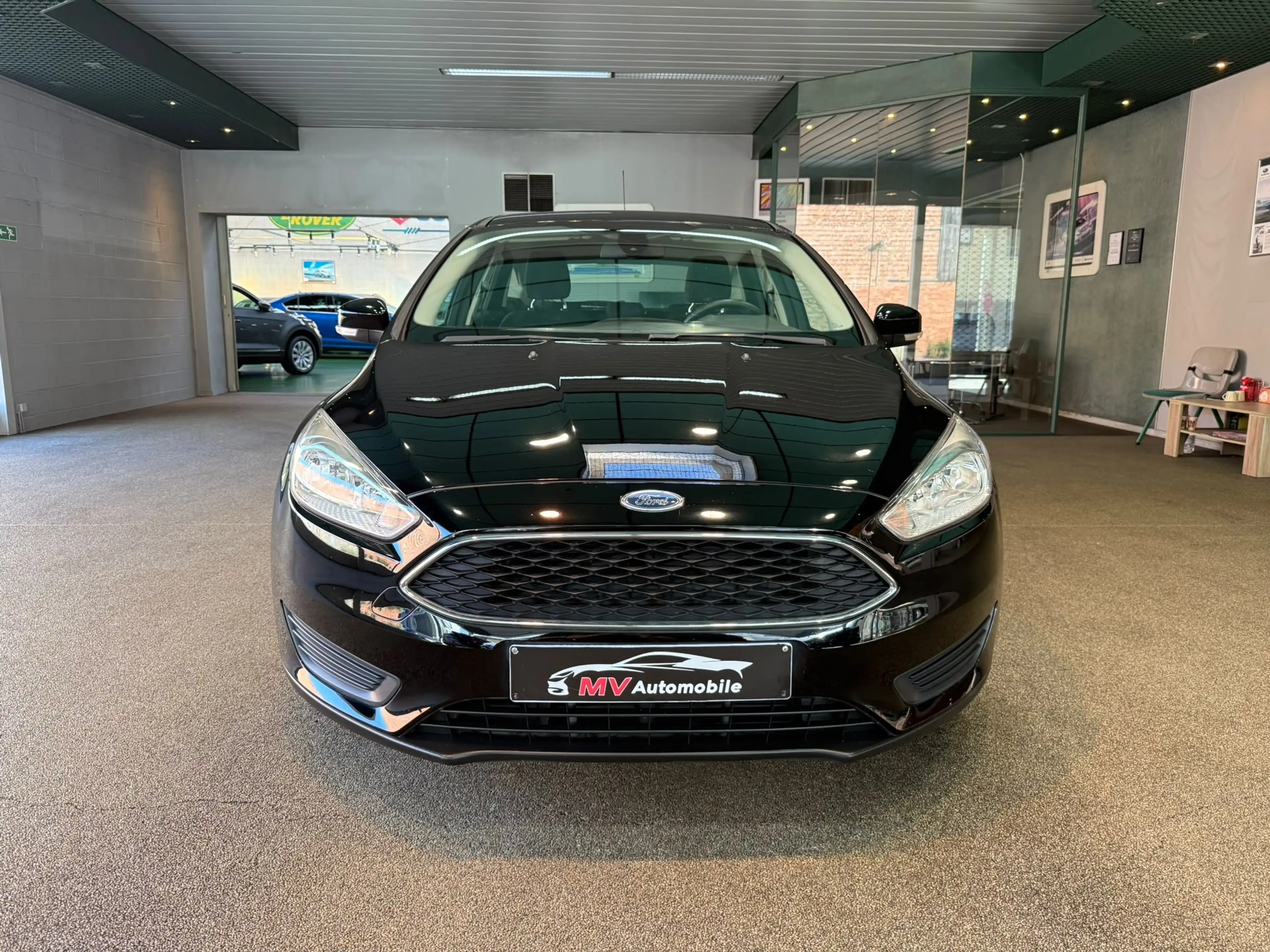 Ford Focus 1.0 EcoBoost * 1er prop * Ecran multimédia * Clim — photo 2