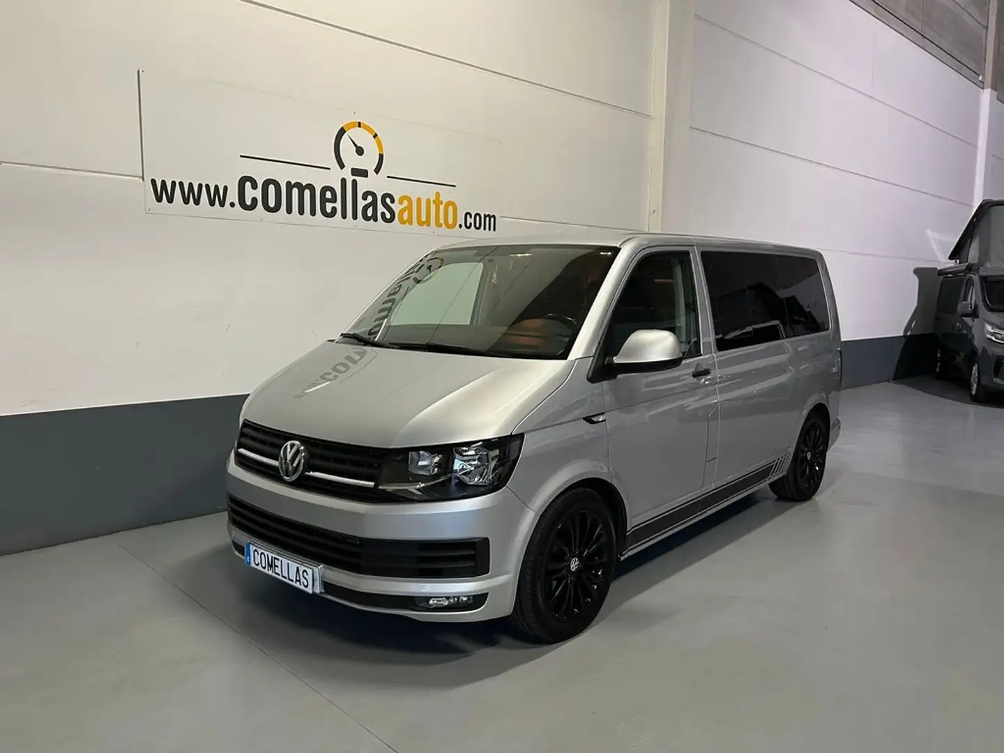 Volkswagen Corto 2.0 TDI 110kW BMT DSG Grigio - 1