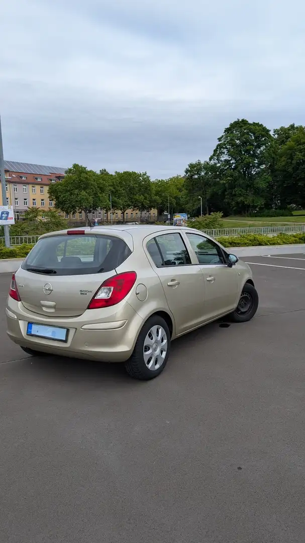 Opel Corsa D-Line Edition Beige - 2
