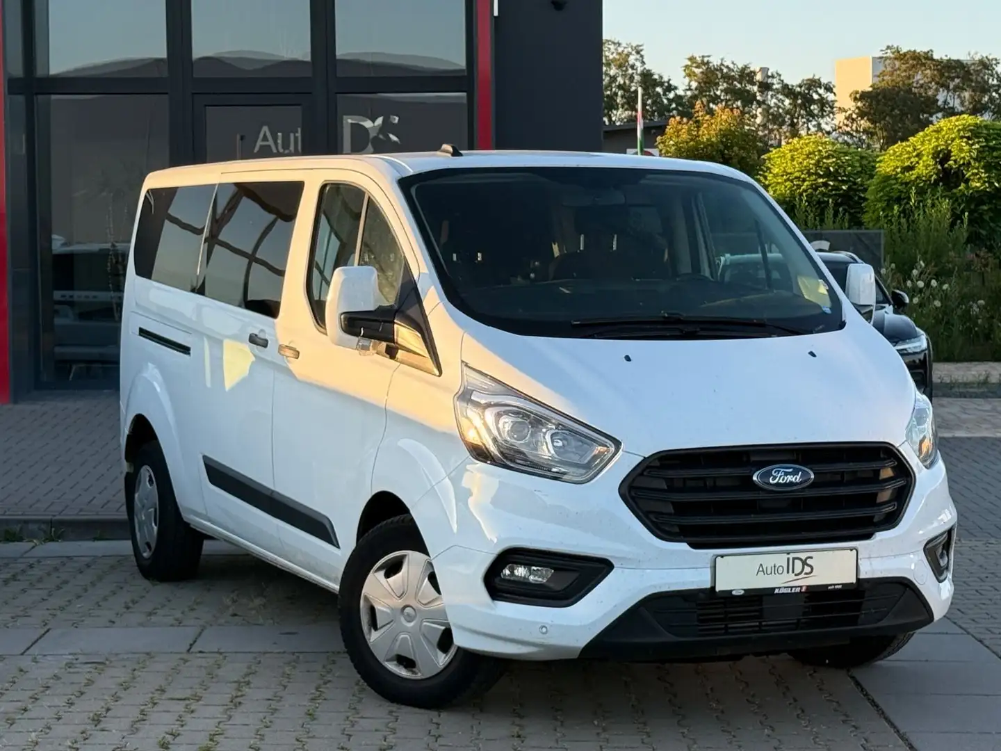 Ford Transit /Tourneo Custom Kamera  320 L2 9 Sitzer Weiß - 2