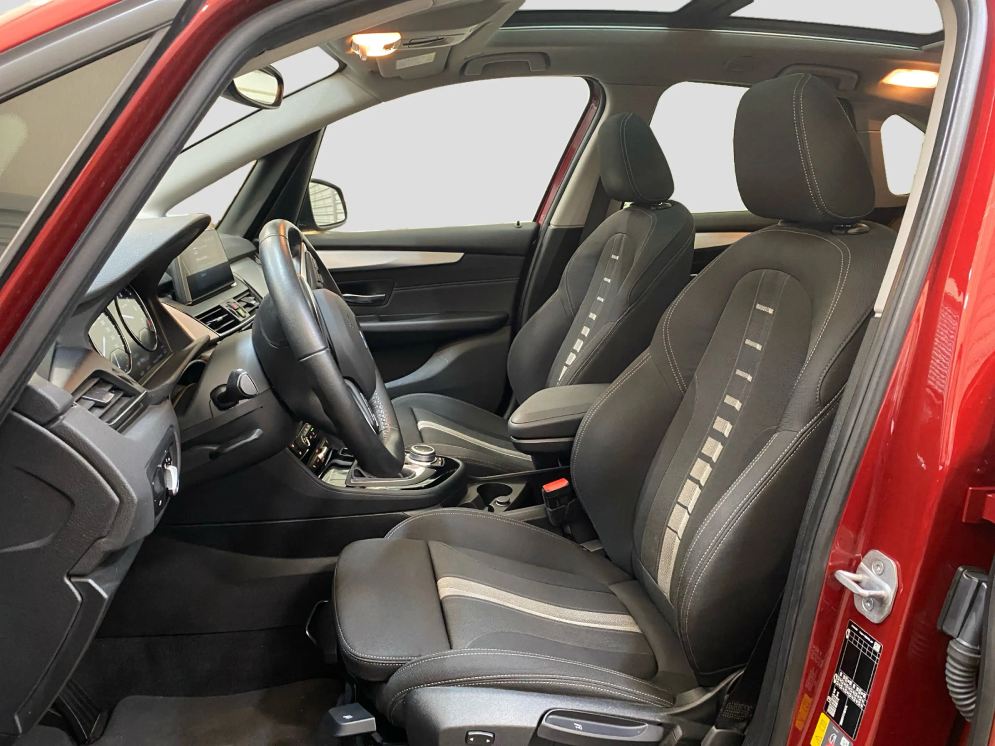 BMW 225 2er Active Tourer - 225xe Advantage Navi Pan — photo 10