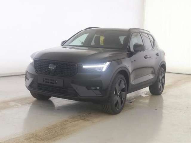 Imagine Volvo XC40 Ultra Black Edition*360°*PIXEL*ACC*BLIS*AHK