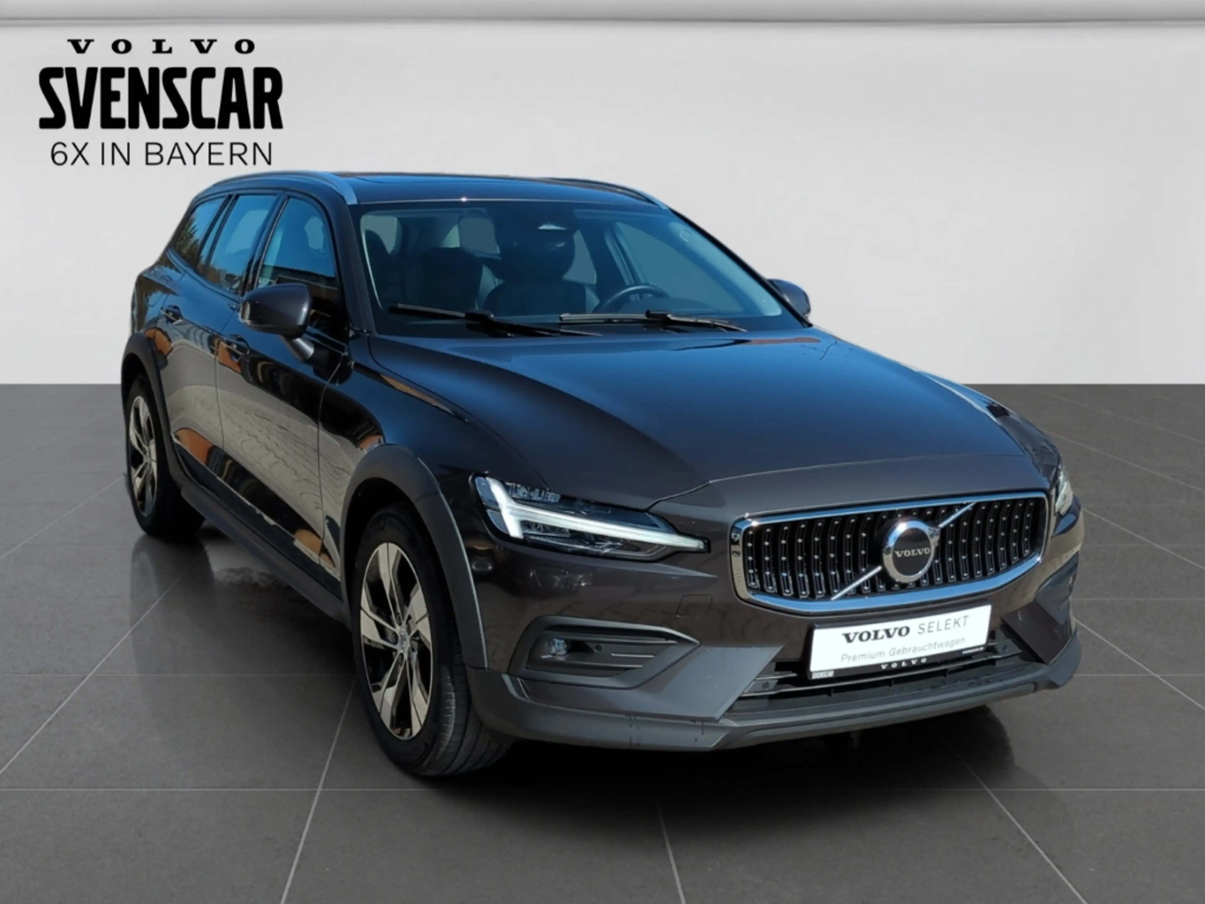 Volvo V60 Cross Country Cross Country Ultimate AWD HUD StandHZG AHK Digita — photo 7