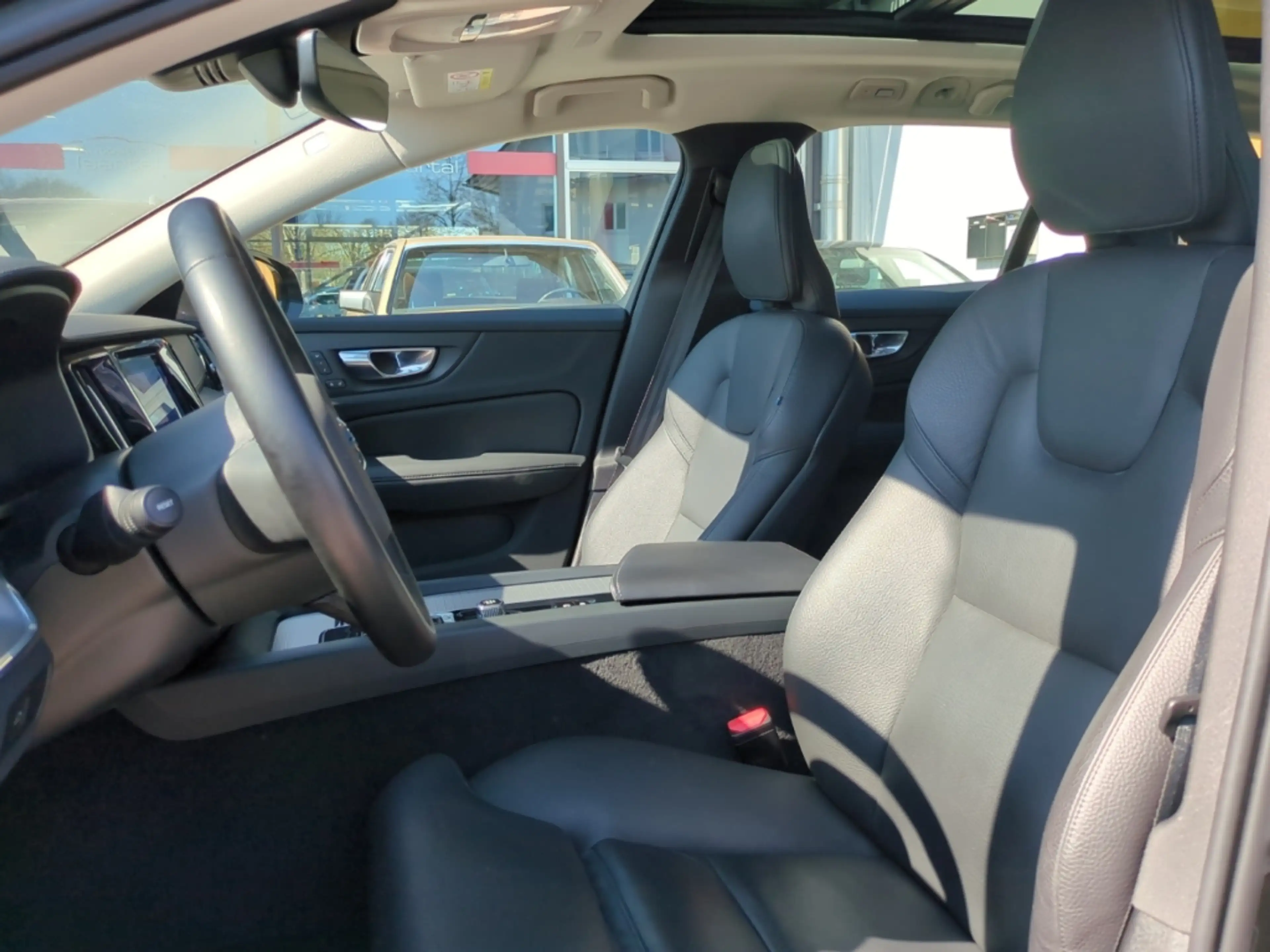 Volvo V60 Cross Country Cross Country Ultimate AWD HUD StandHZG AHK Digita — photo 10