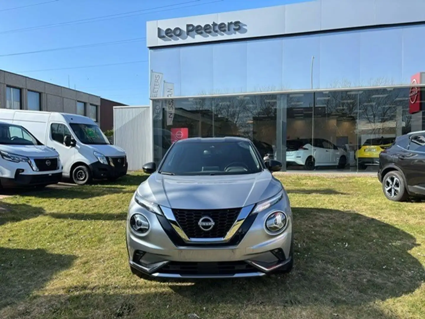 Nissan Juke N-Design Gris - 1