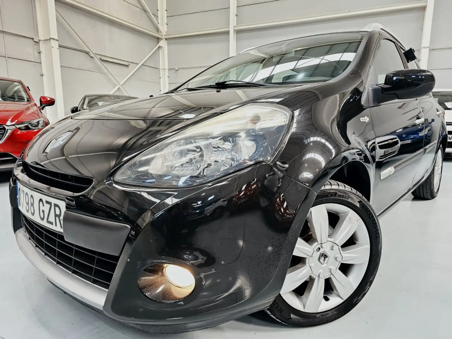 Renault Clio Grand Tour 1.5DCI Tom Tom Edition 85 Negro - 2