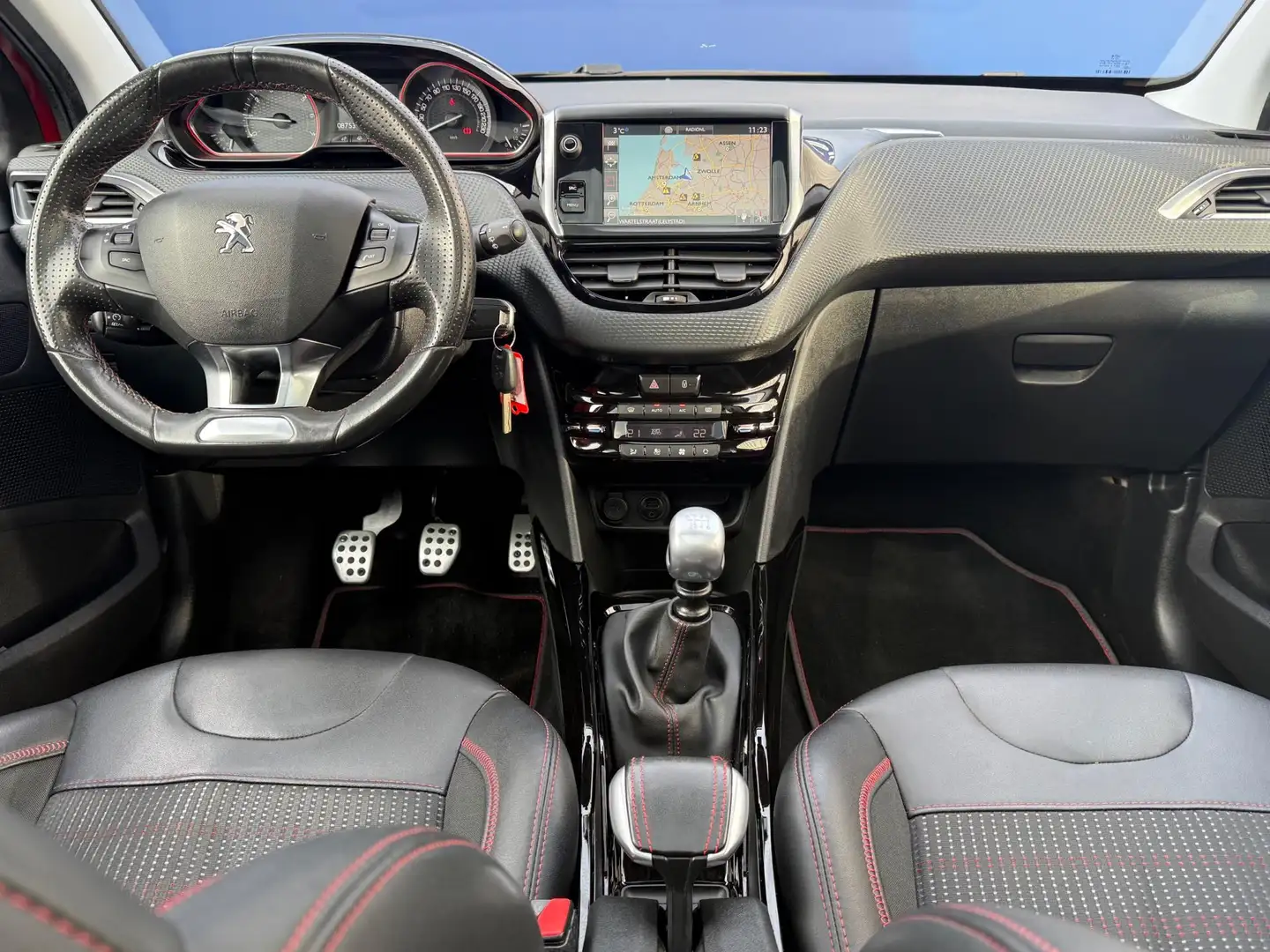 Peugeot 2008 1.2 PureTech GT-line (130PK)1e Eigenaar,Trekhaak,L Rot - 2