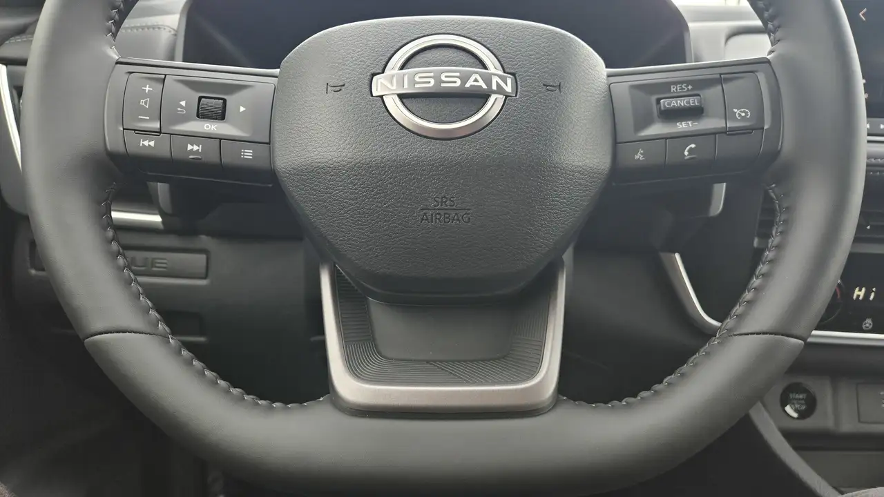 Nissan Rogue fotografie Nissan Rogue