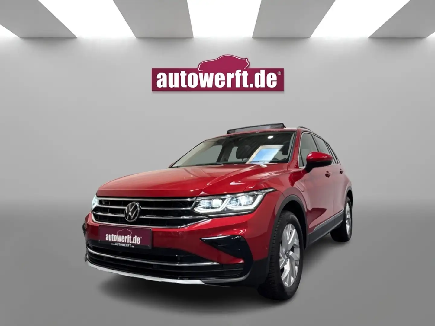 Volkswagen Tiguan 1.4 eTSI eHybrid ELEGANCE PANO AHK MATRIX IQ NAVI Rot - 1