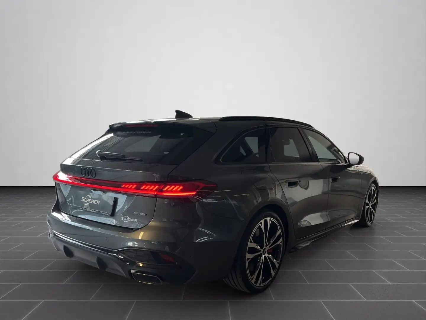 Audi A5 e-hybrid quatt 270 kW S-tro Pano/B&O/Te Grau - 2