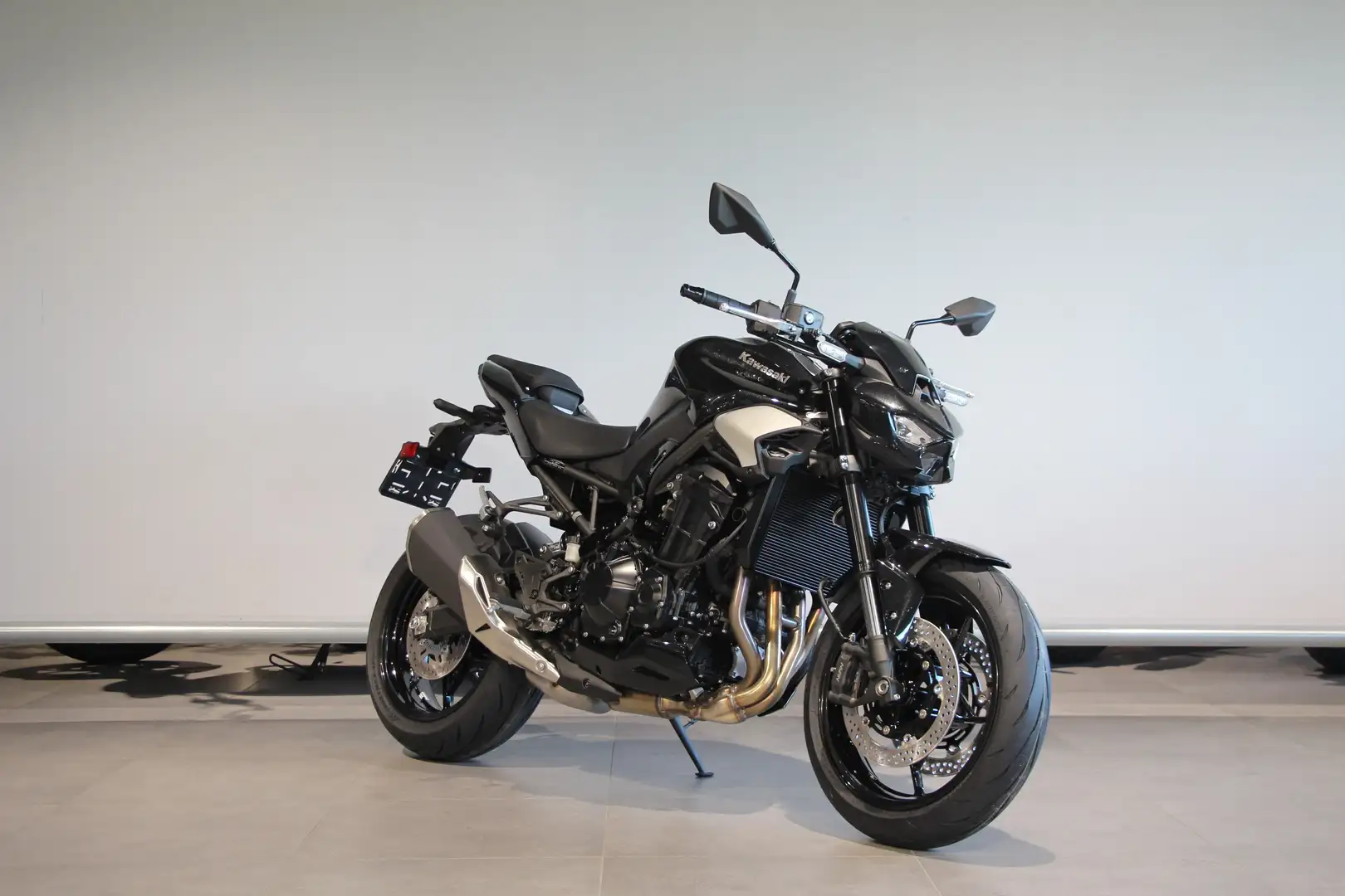 Kawasaki Z 900 70 KW Černá - 2