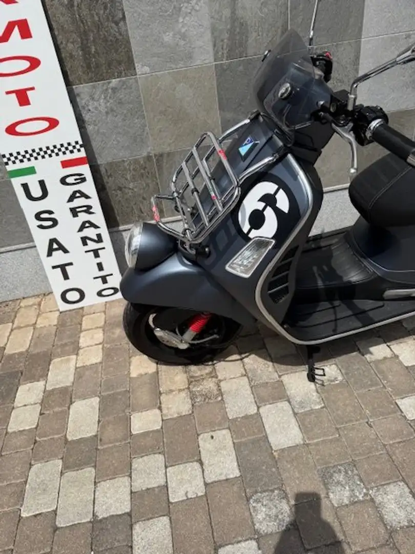 Vespa Sei Giorni Gris - 2