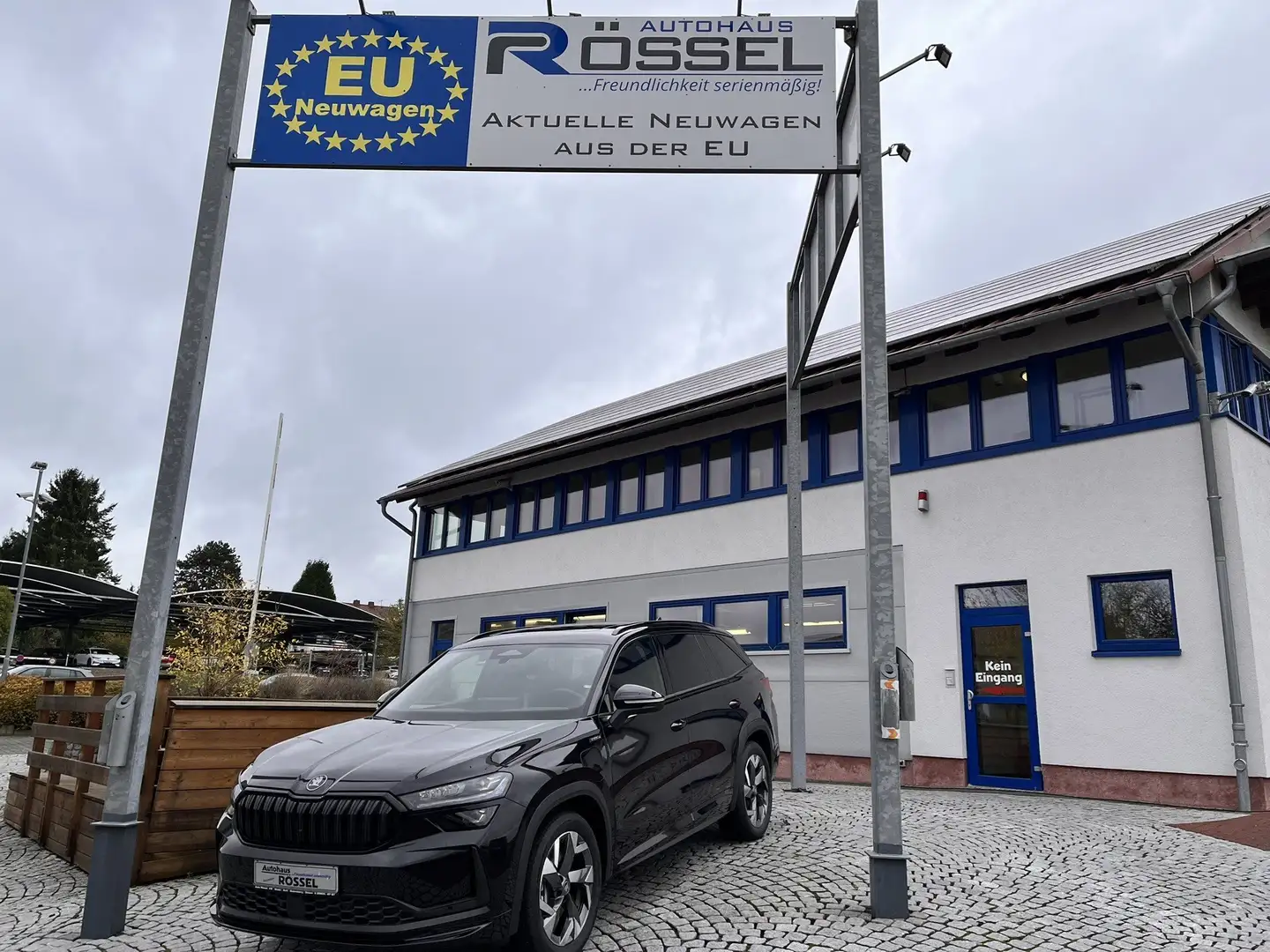 Skoda Kodiaq 1.5 TSI iV DSG Sportline Alu 19" Navigation Schwarz - 1