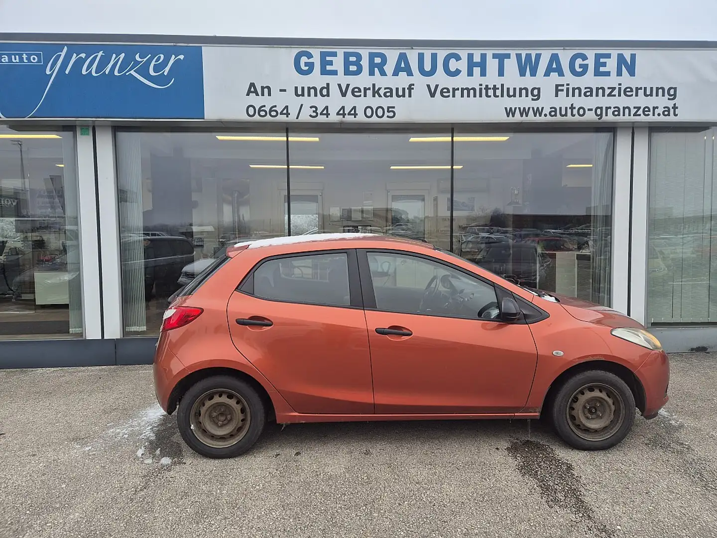 Mazda 2 Mazda2 1,3i CE Pro Orange - 1