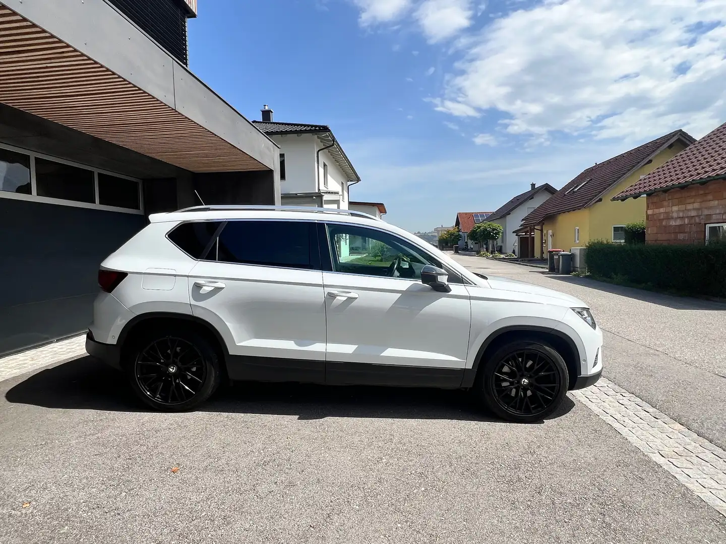 SEAT Ateca Ateca 1,4 Xcellence ACT 4WD TSI DSG Xcellence ACT Weiß - 1