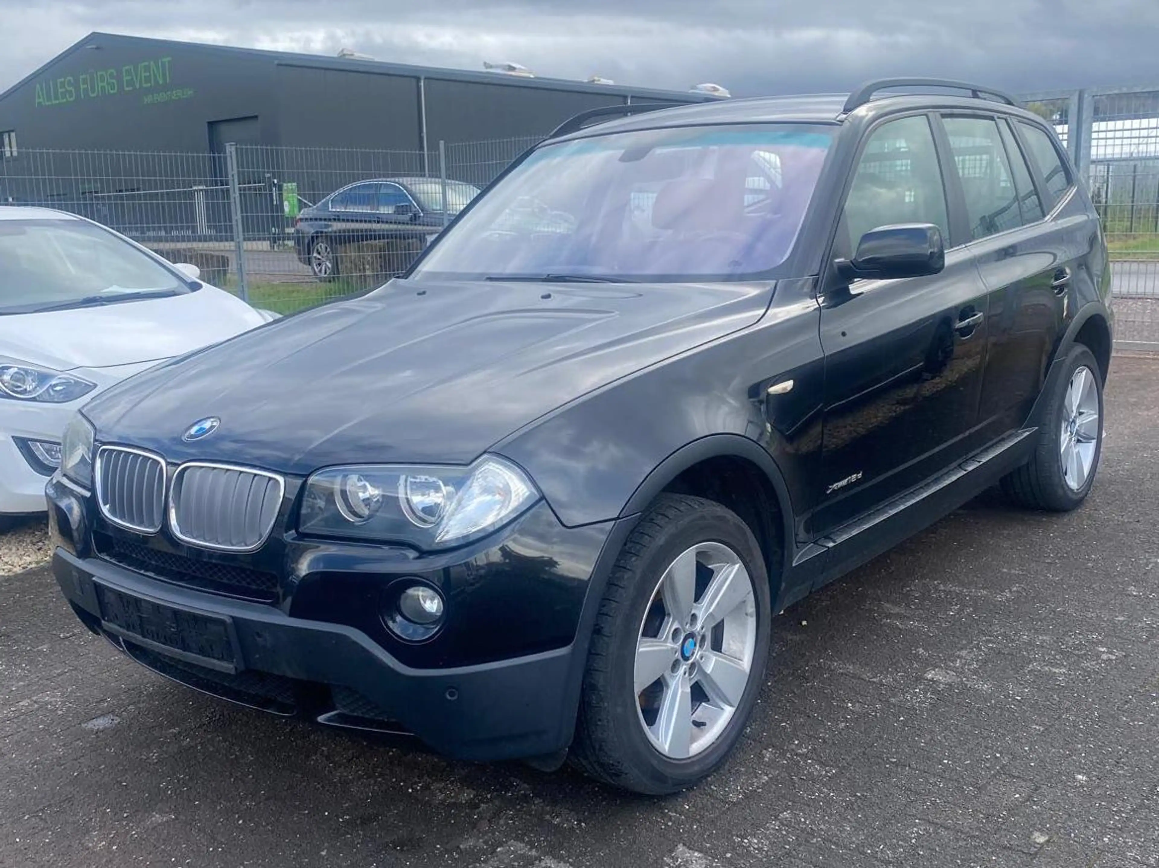 BMW X3 X3 xDrive18d — photo 4